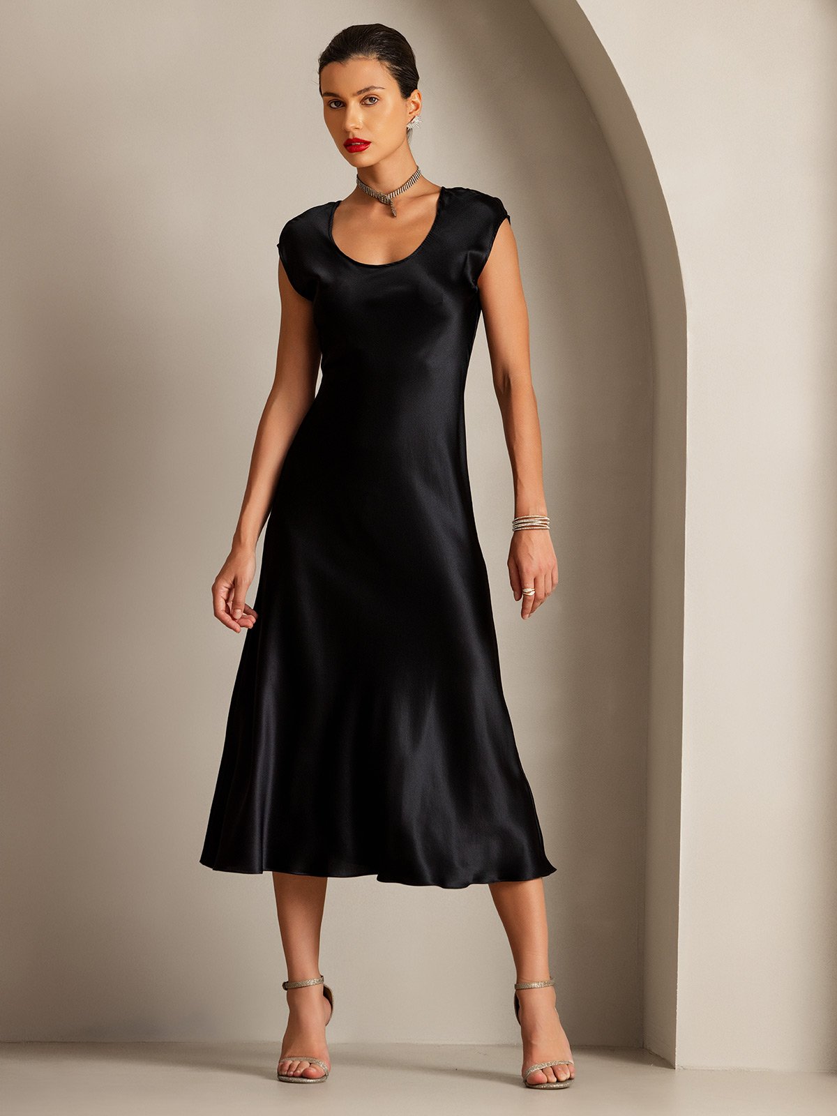 [Black] SilkSilky-CA 19Momme Silk Cap Sleeve Round Neck Dress 006