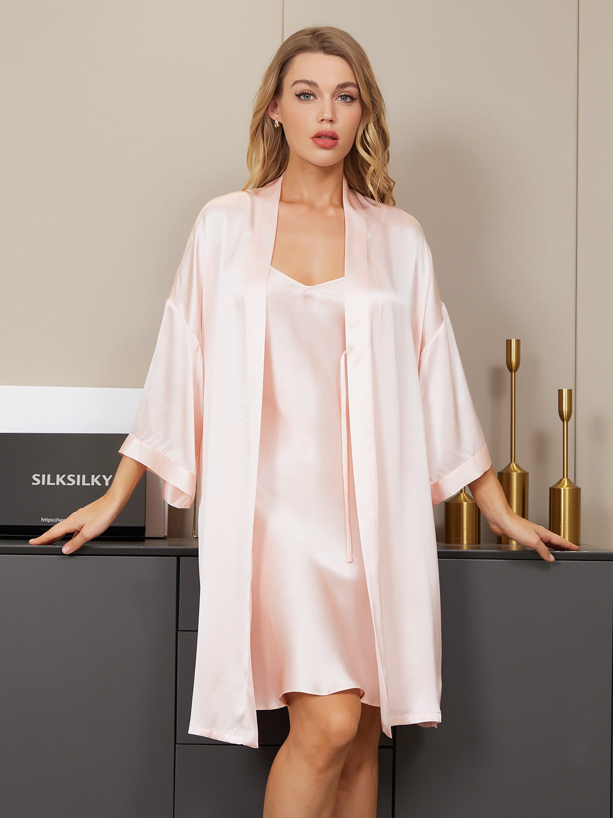 [Light Pink] SilkSilky-CA Pure Silk V Neck Nightgown&Robe Set 004