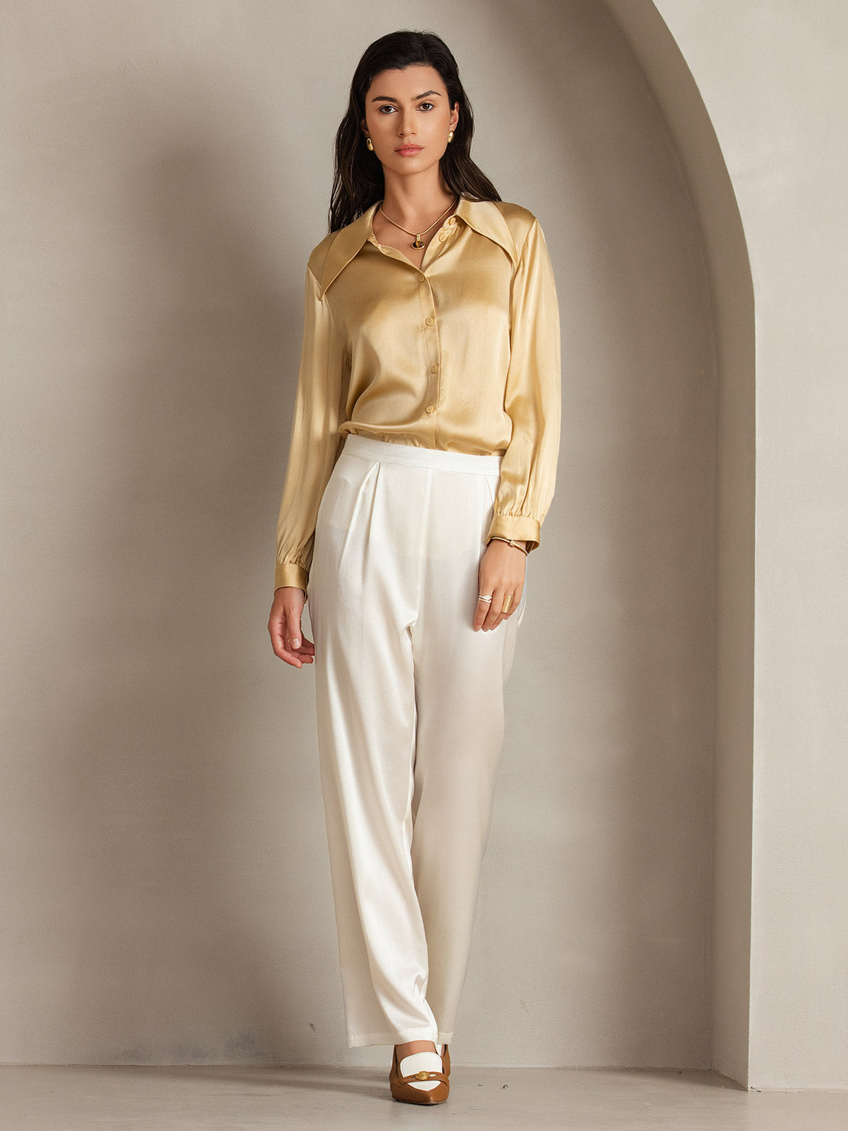 SilkSilky-CA-19Momme-Silk-Long-Sleeve-Collar-Women's-Shirt-Champagne-005