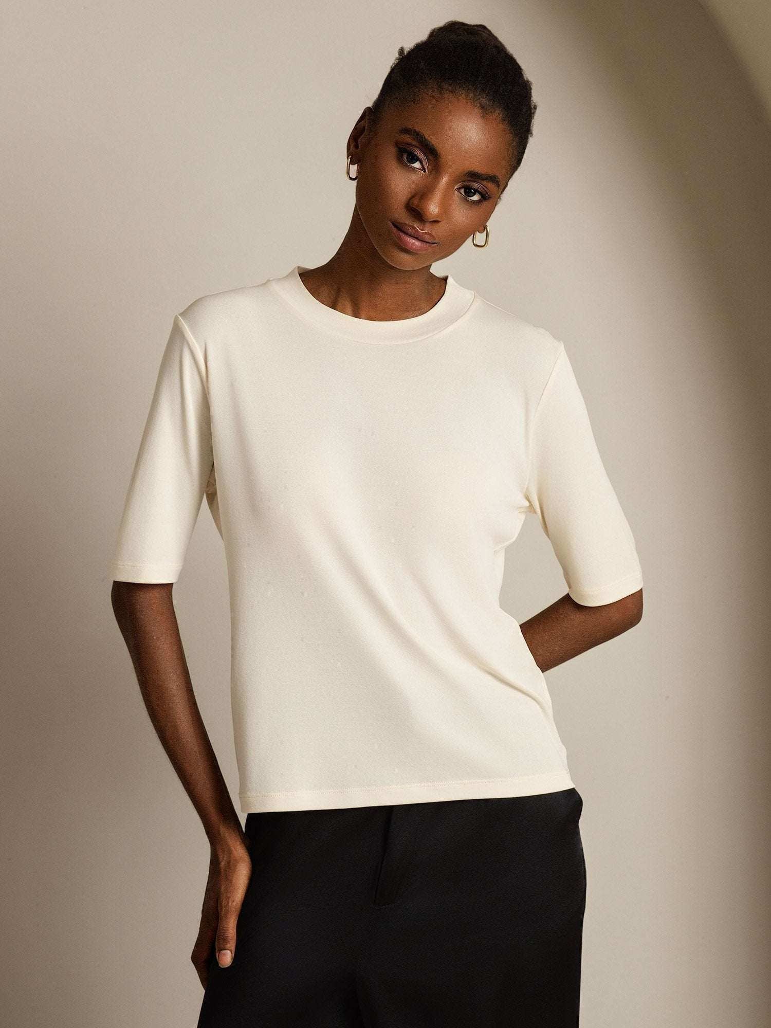 [Beige] SilkSilky-CA Pure Silk Round Neck Women's T-Shirt 005