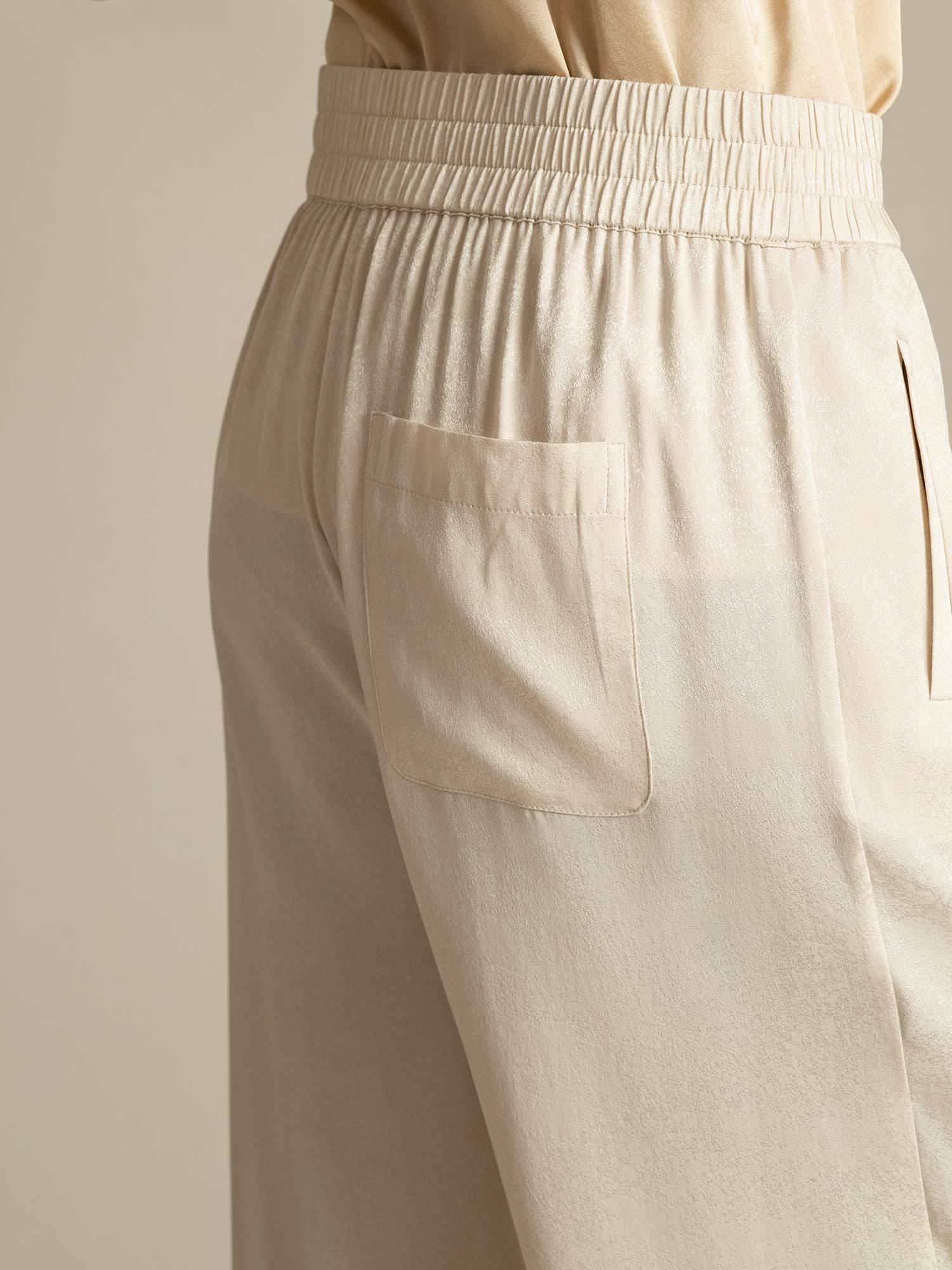 [Beige] SilkSilky-CA 22Momme Silk Womens Pants 005