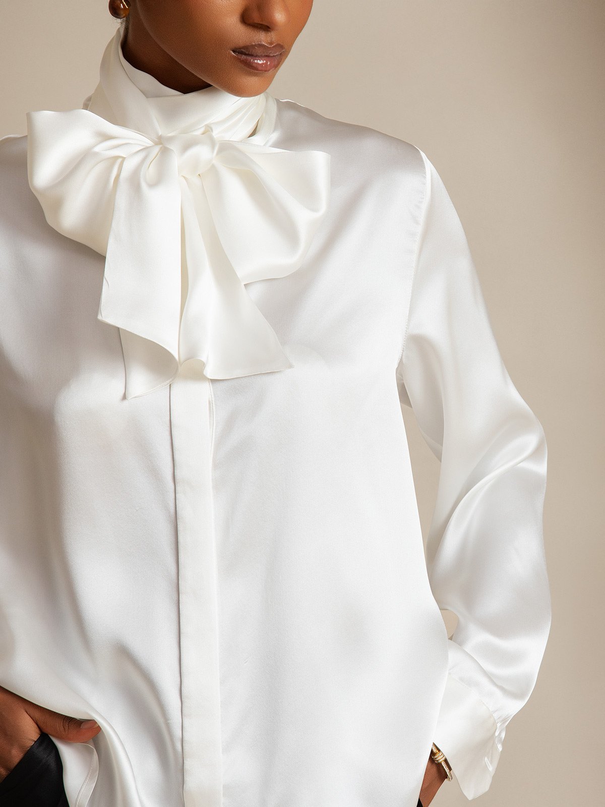 SilkSilky-CA 19Momme Silk Long Sleeve Tie Neck Women's Shirt White 003