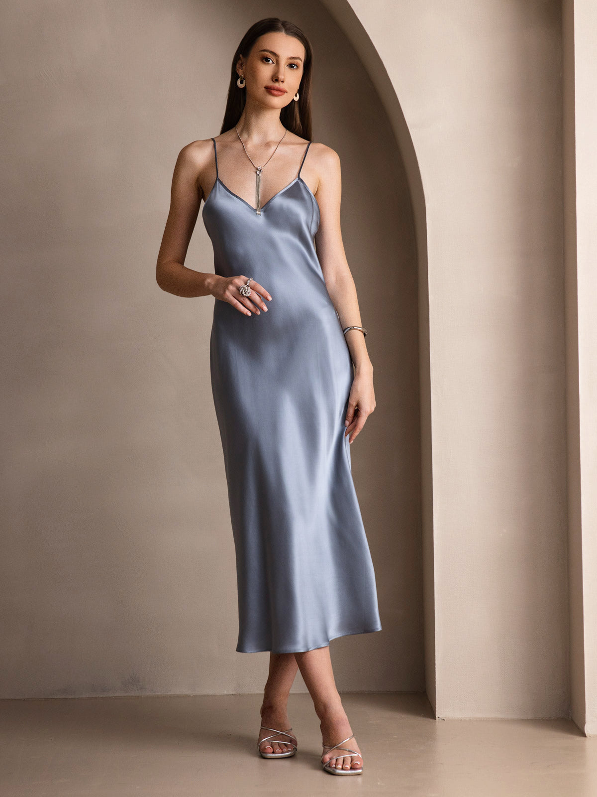 SilkSilky-CA Pure Silk Sleeveless Round Neck Dress GrayishBlue 004