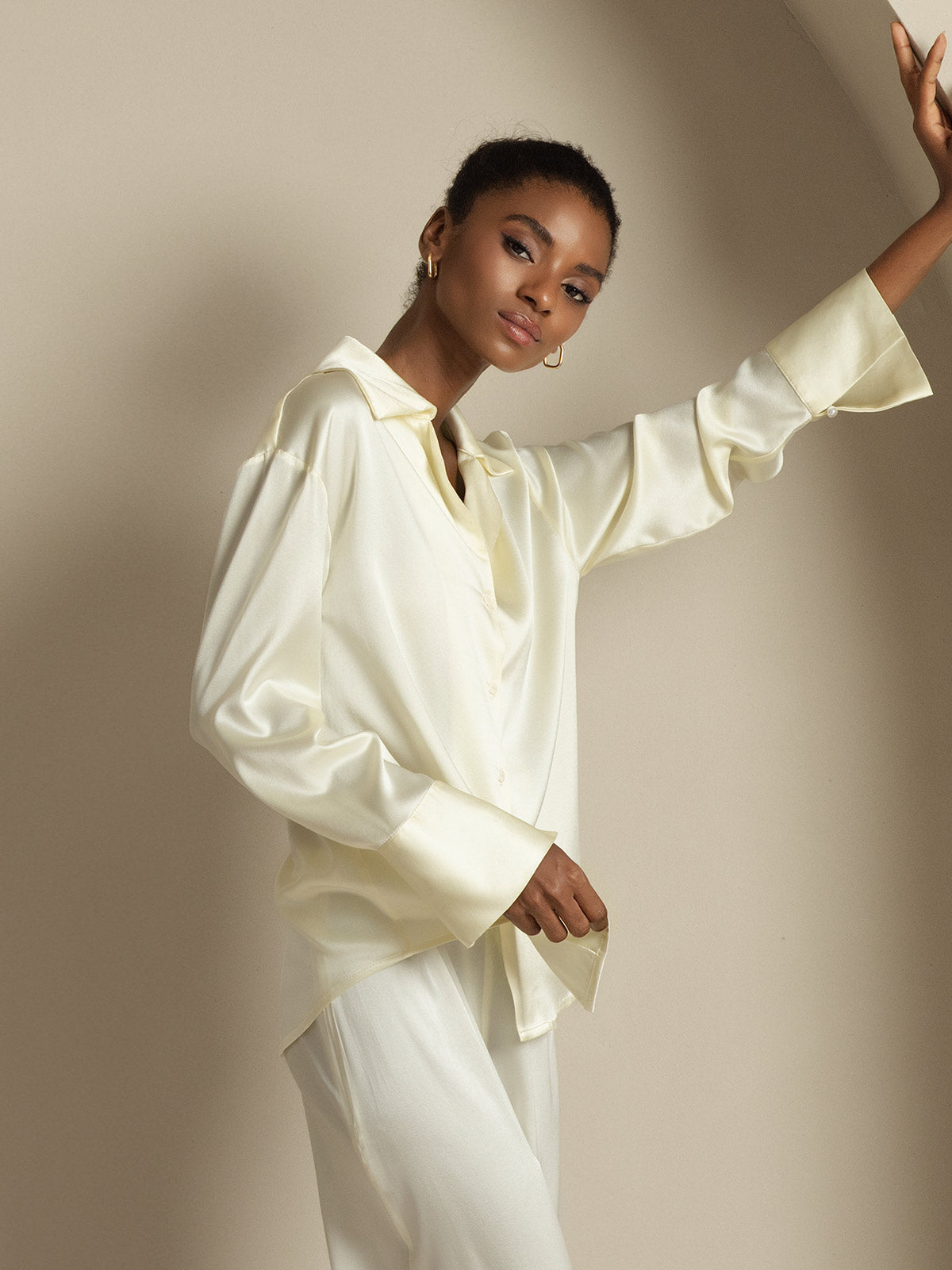 [Ivory] SilkSilky-CA 19Momme Silk Notch Collar Women's Shirt 007