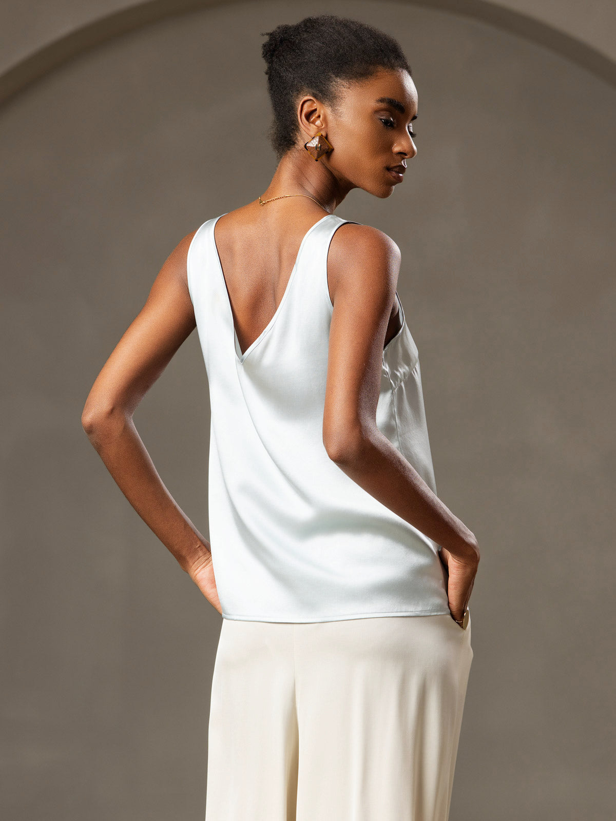 [Light Blue] SilkSilky-CA 19Momme Silk V Neck Camisole 002