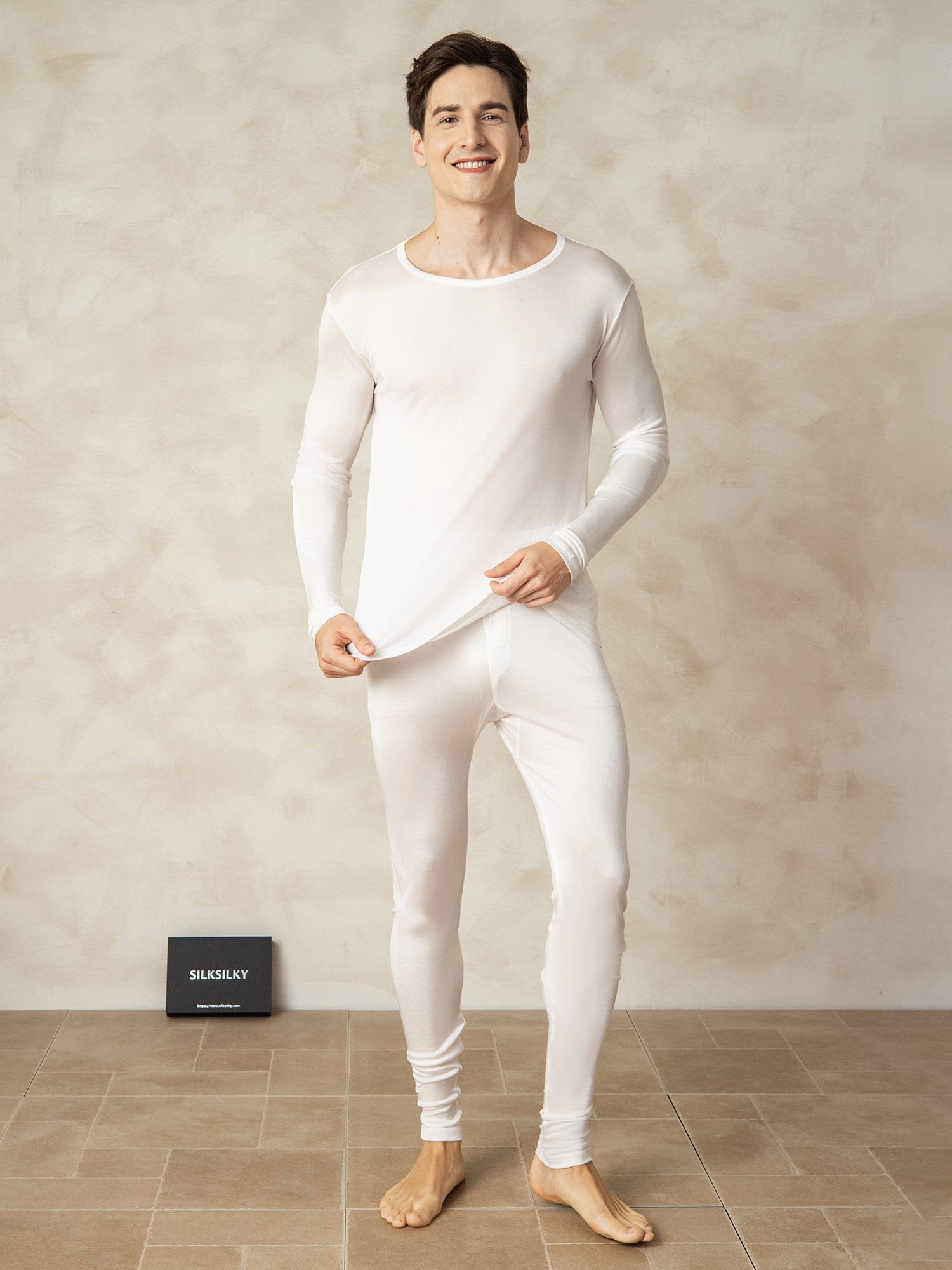 [White] SilkSilky-CA Silk Knitted Round Neck Men's Pajamas 001