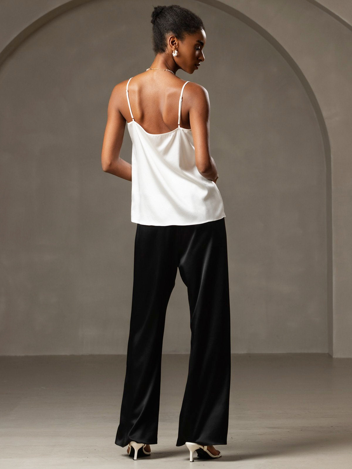 [White] SilkSilky-CA 19Momme Silk Camisoles 002