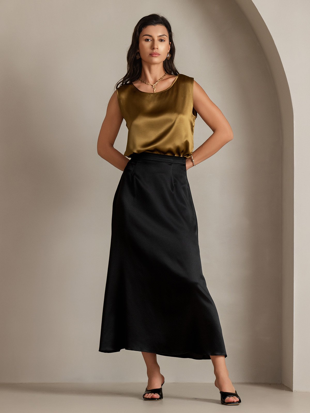 [Brown] SilkSilky-CA 19Momme Silk Round Neck Camisole 006