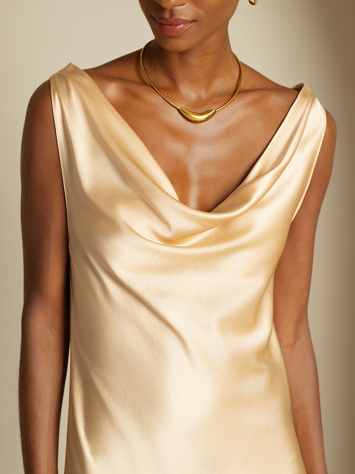 [Champagne] SilkSilky-CA 19Momme Silk Cowl Neck Dress 003