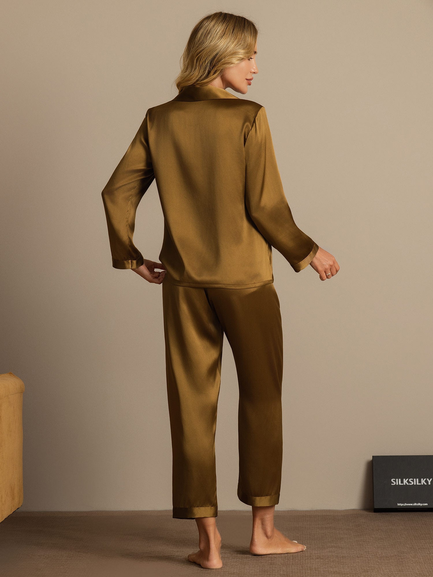 [Brown] SilkSilky-CA Pure Silk Notch Collar Women's Pajamas 002,