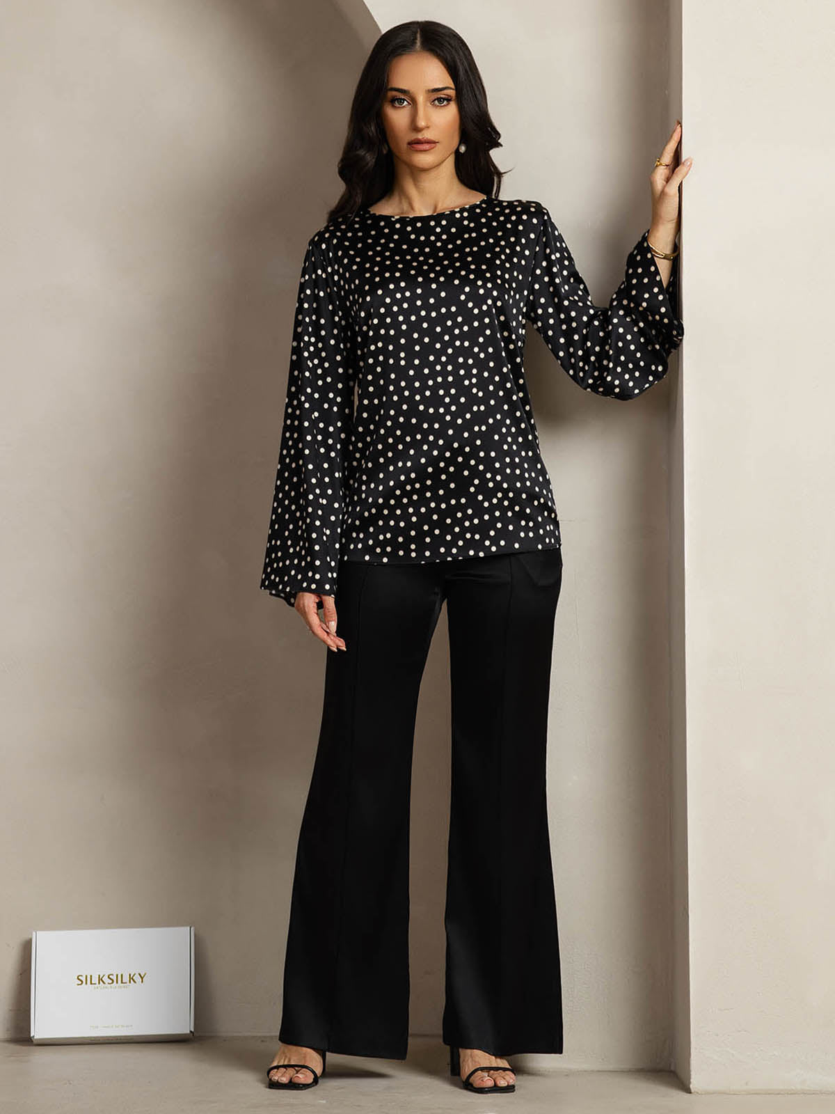 [Polka Dot] SilkSilky-CA 19Momme Silk Round Neck Women's T-Shirt 003,