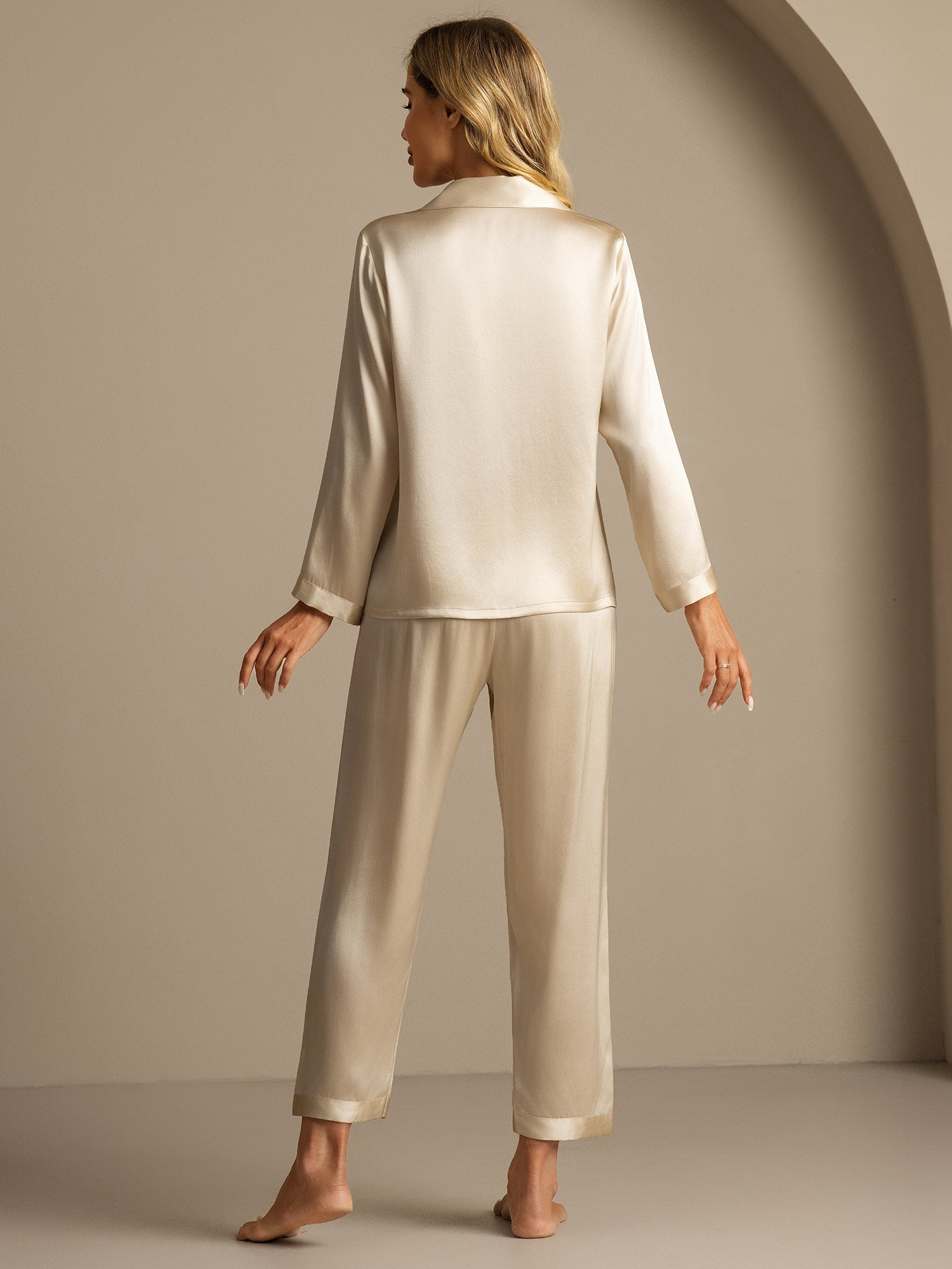 [Champagne] SilkSilky-CA Pure Silk Notch Collar Women's Pajamas 002,