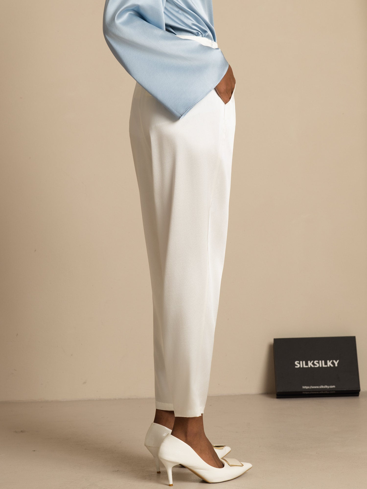 [White] SilkSilky-CA 19Momme Silk Womens Pants 003