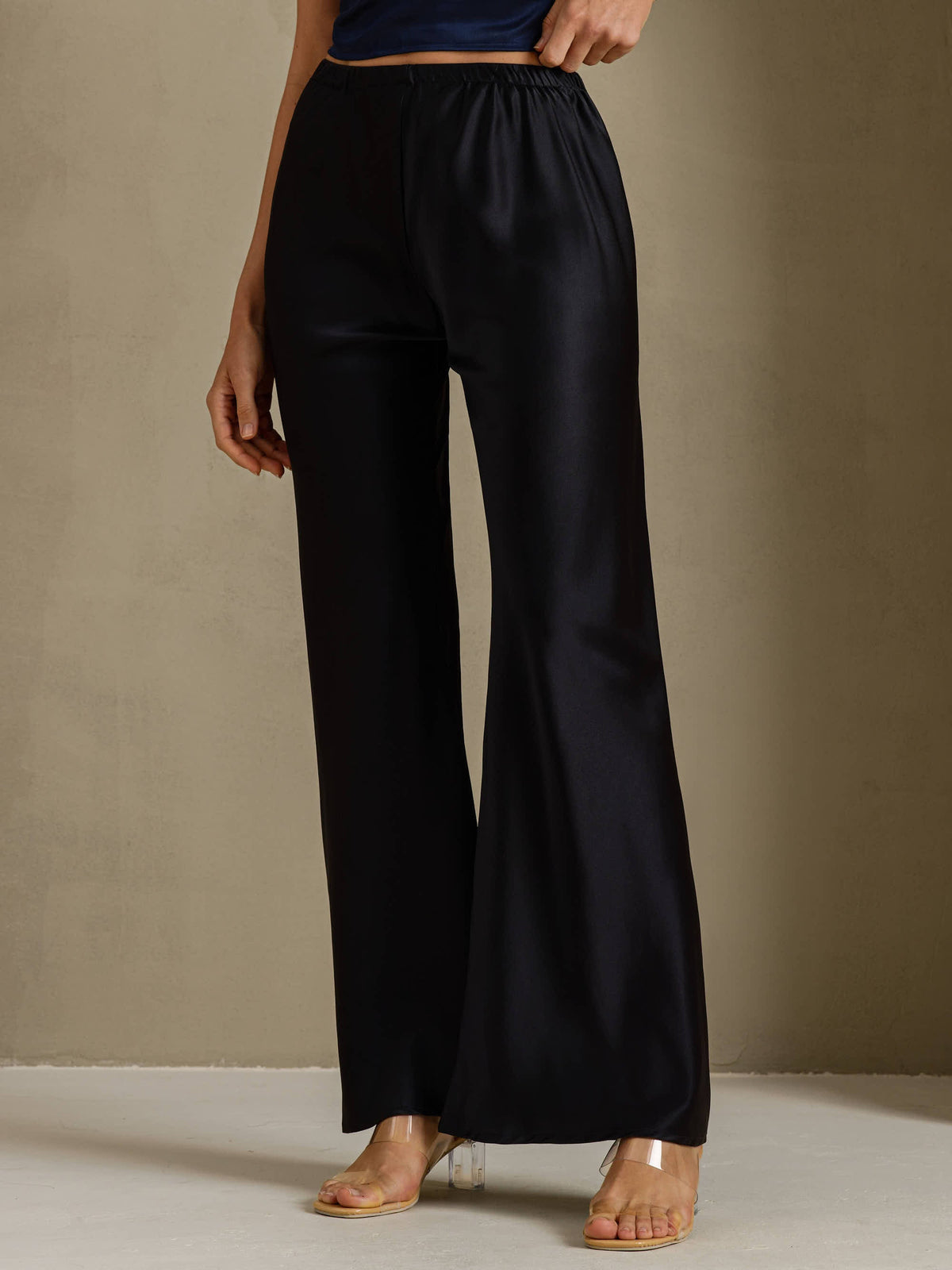 [Black] SilkSilky-CA Women's Pants 001
