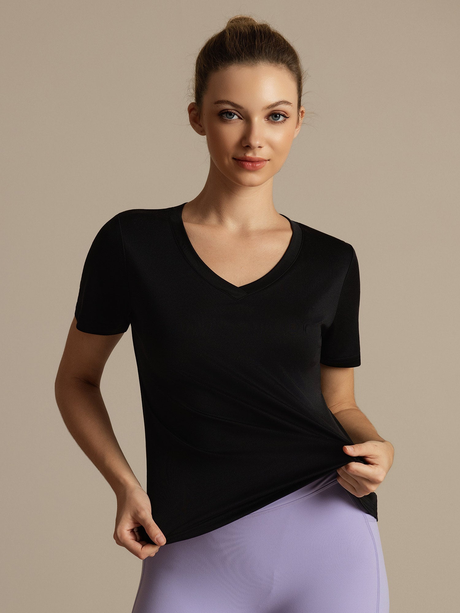 [Black] SilkSilky-CA 100% High-Twist Silk Jersey Short Sleeve V Neck Women's T-Shirt 001