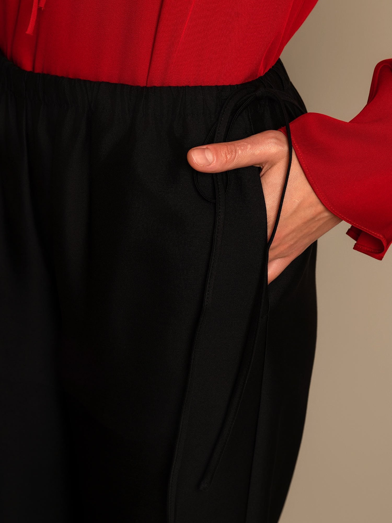 [Black] SilkSilky-CA 32Momme Silk-Wool Blend Womens Pants 004,