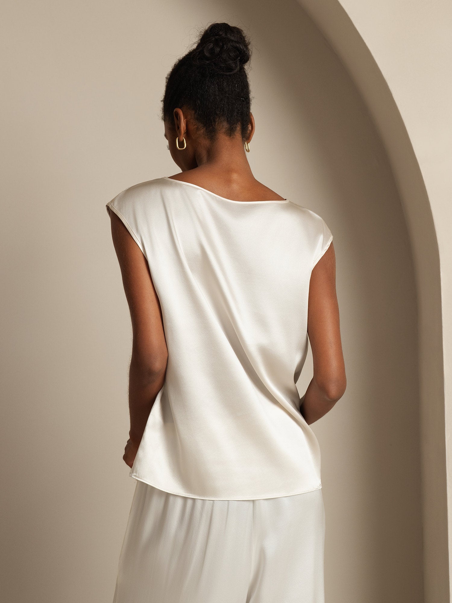 [White] SilkSilky-CA Cap Sleeve Round Neck Women's T-Shirt 002