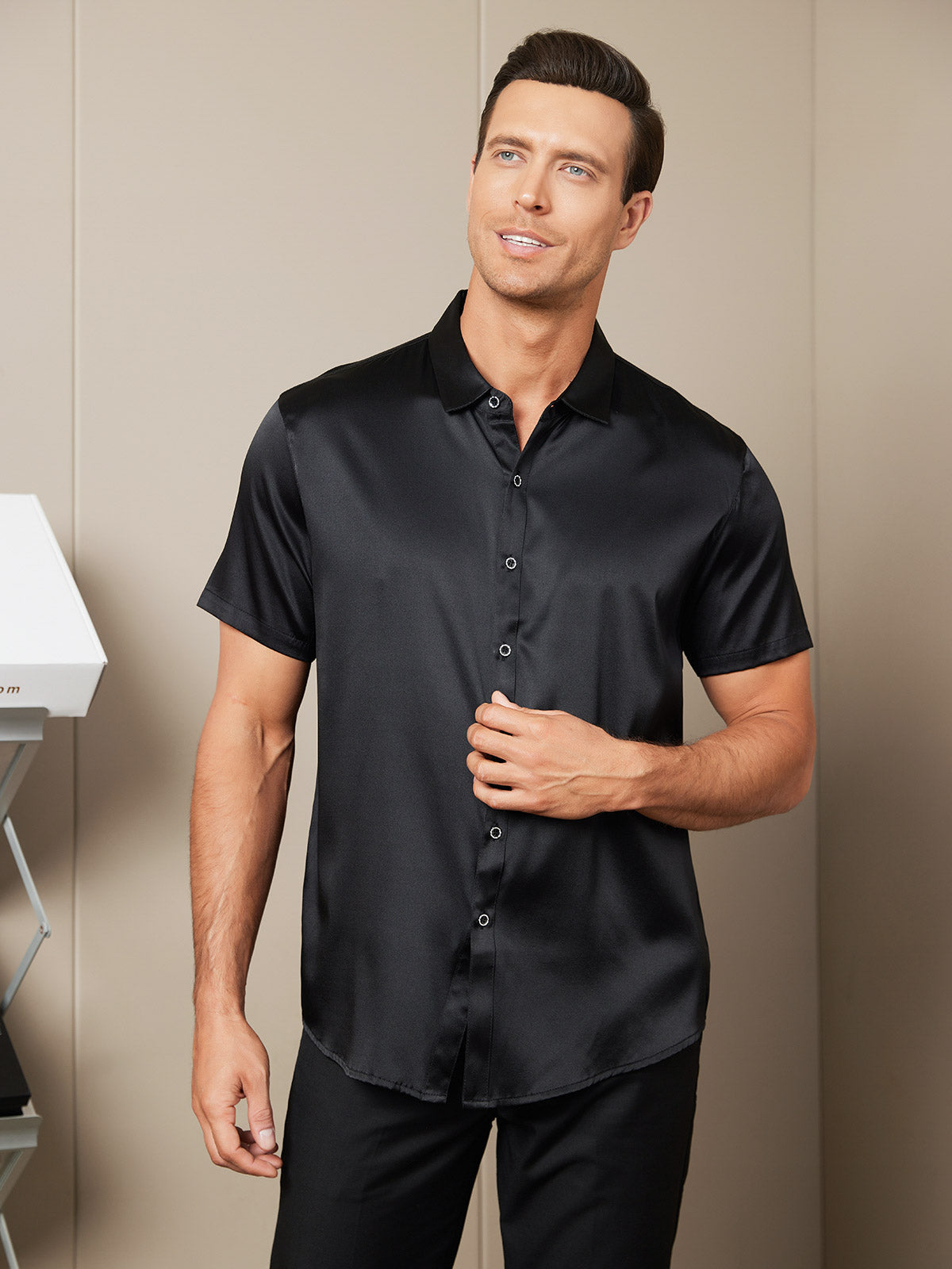 SilkSilky CA Silk Short Sleeve Collar Men's Shirt Black 003