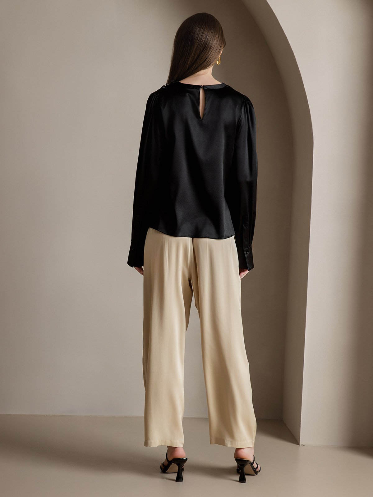 [Black] SilkSilky-CA 19Momme Silk Boat Neck Women's Shirt 002