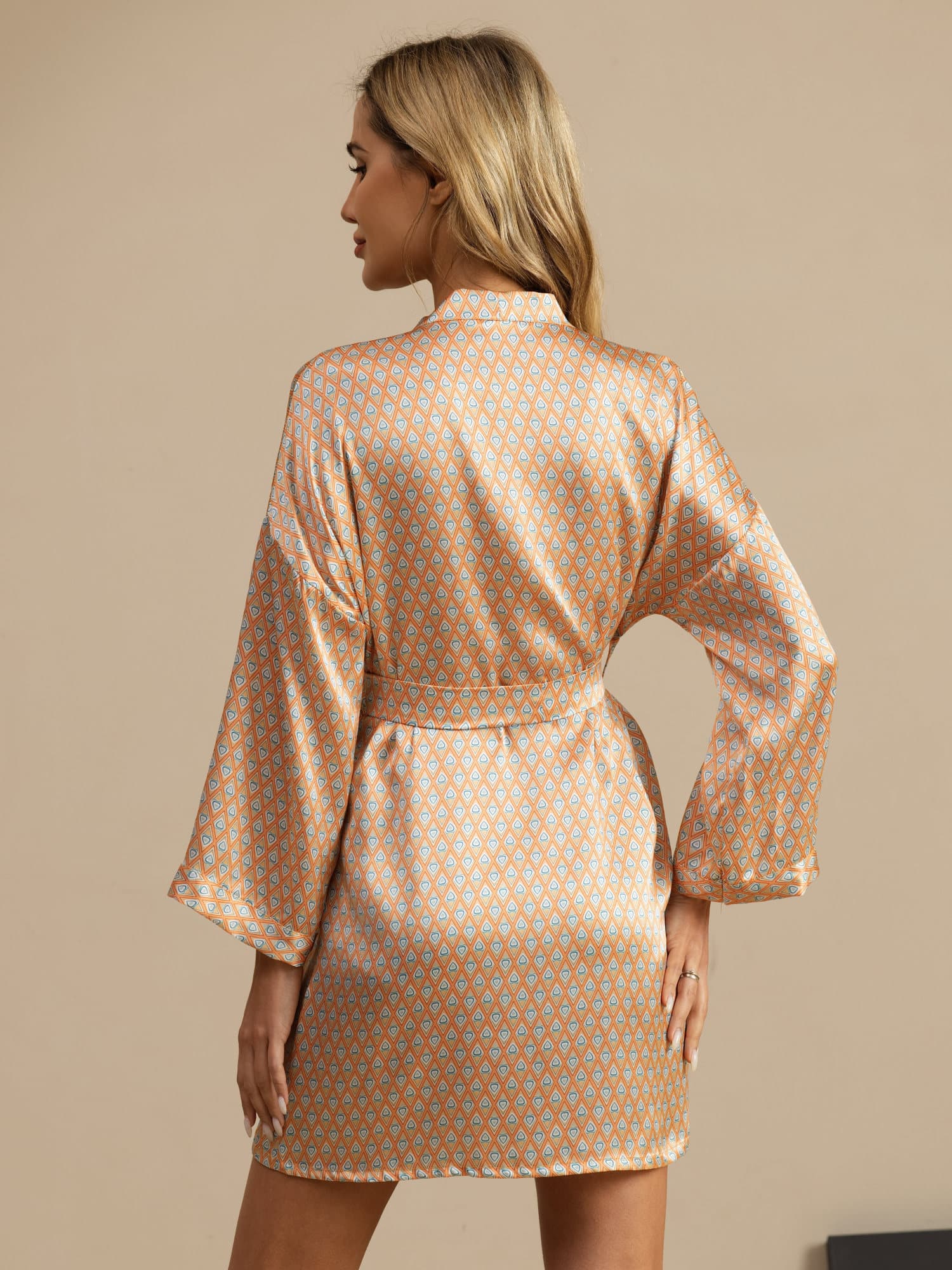 [Yellow Heart Geo] SilkSilky-CA 3/4 Sleeve V Neck Women's Robe 002