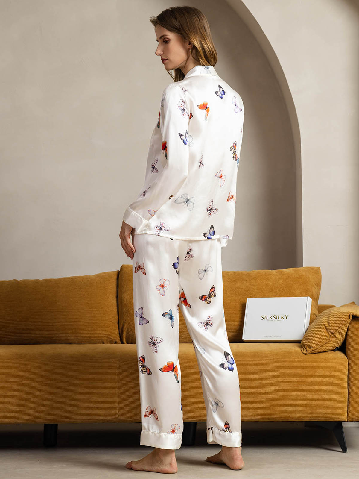 [White Butterfly] SilkSilky-CA Pure Silk Womens Pajamas 002