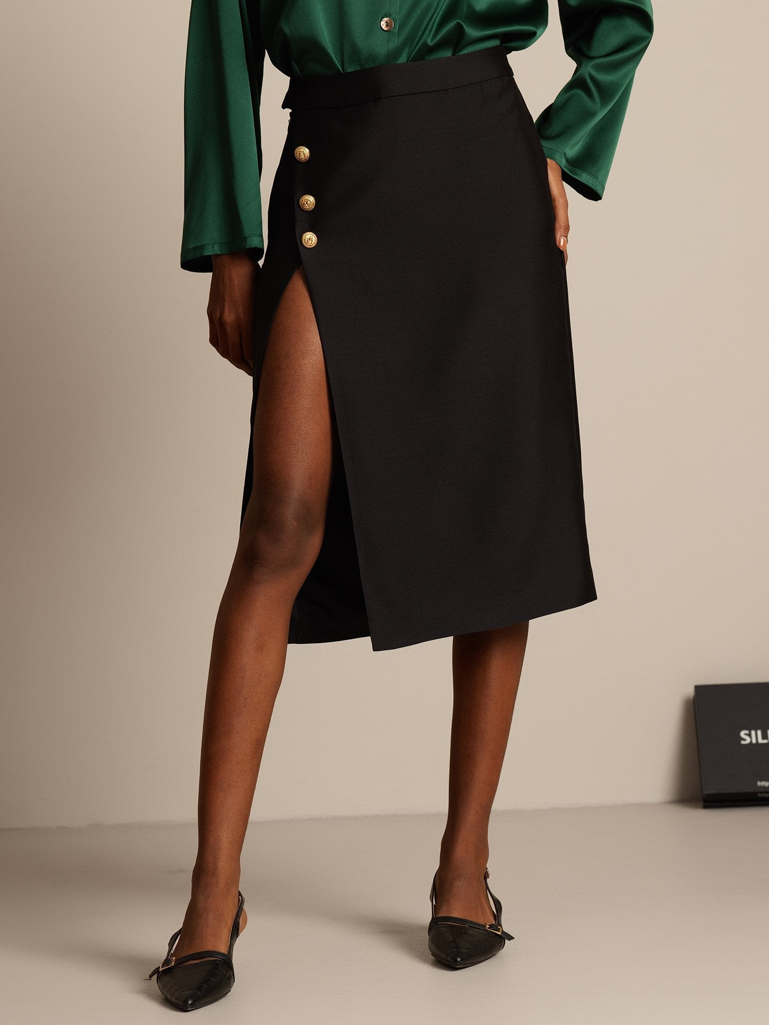 [Black] SilkSilky-CA 32Momme Silk-Wool Blend Split Skirt 001,