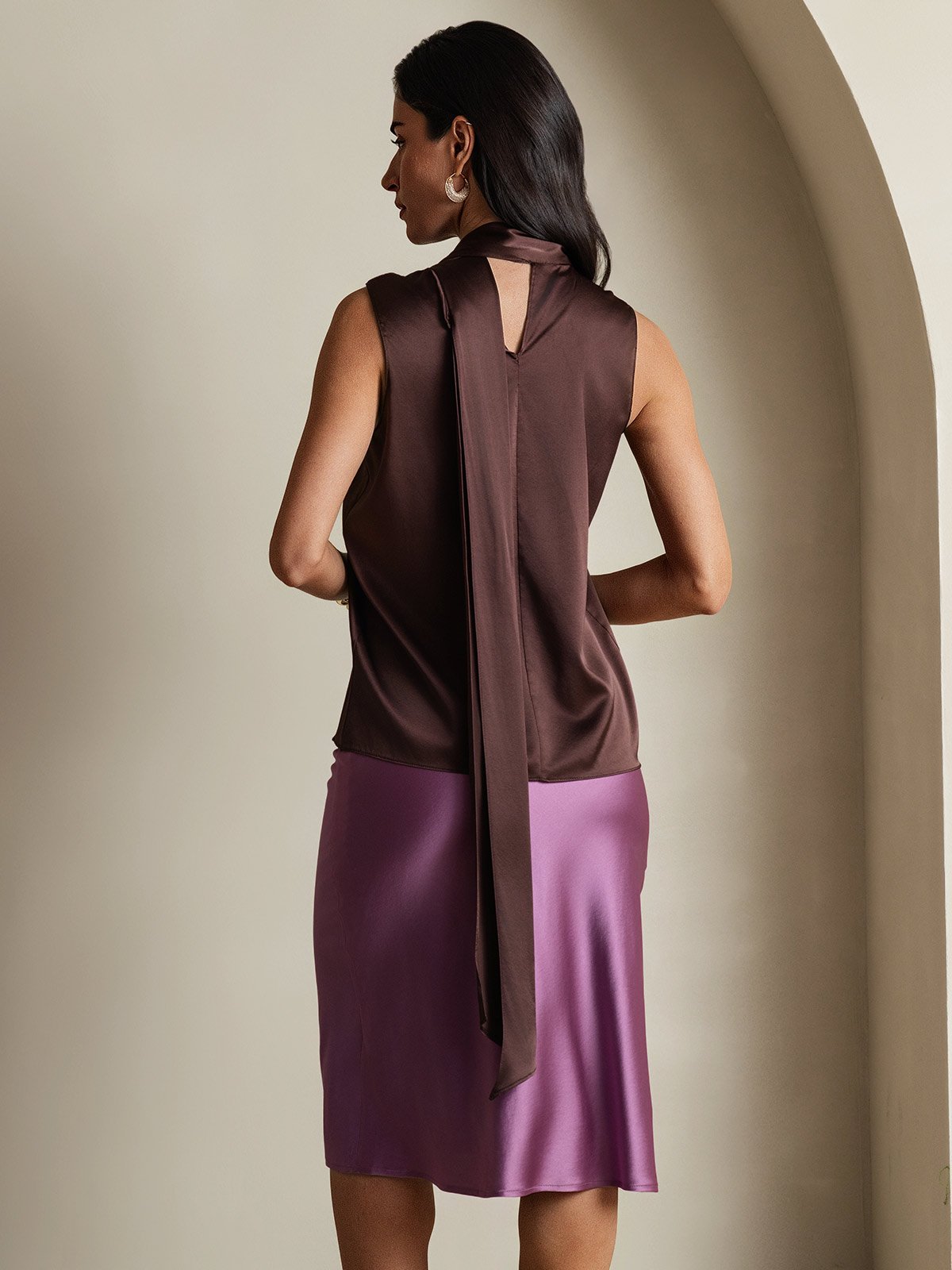 SilkSilky-CA 19Momme Silk Tie Neck Women's Shirt Coffee 002