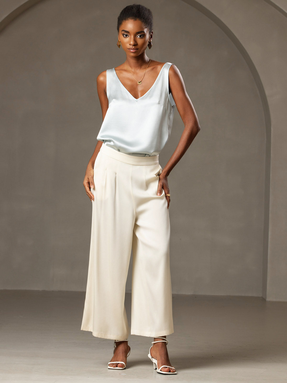 [Light Blue] SilkSilky-CA 19Momme Silk V Neck Camisole 007