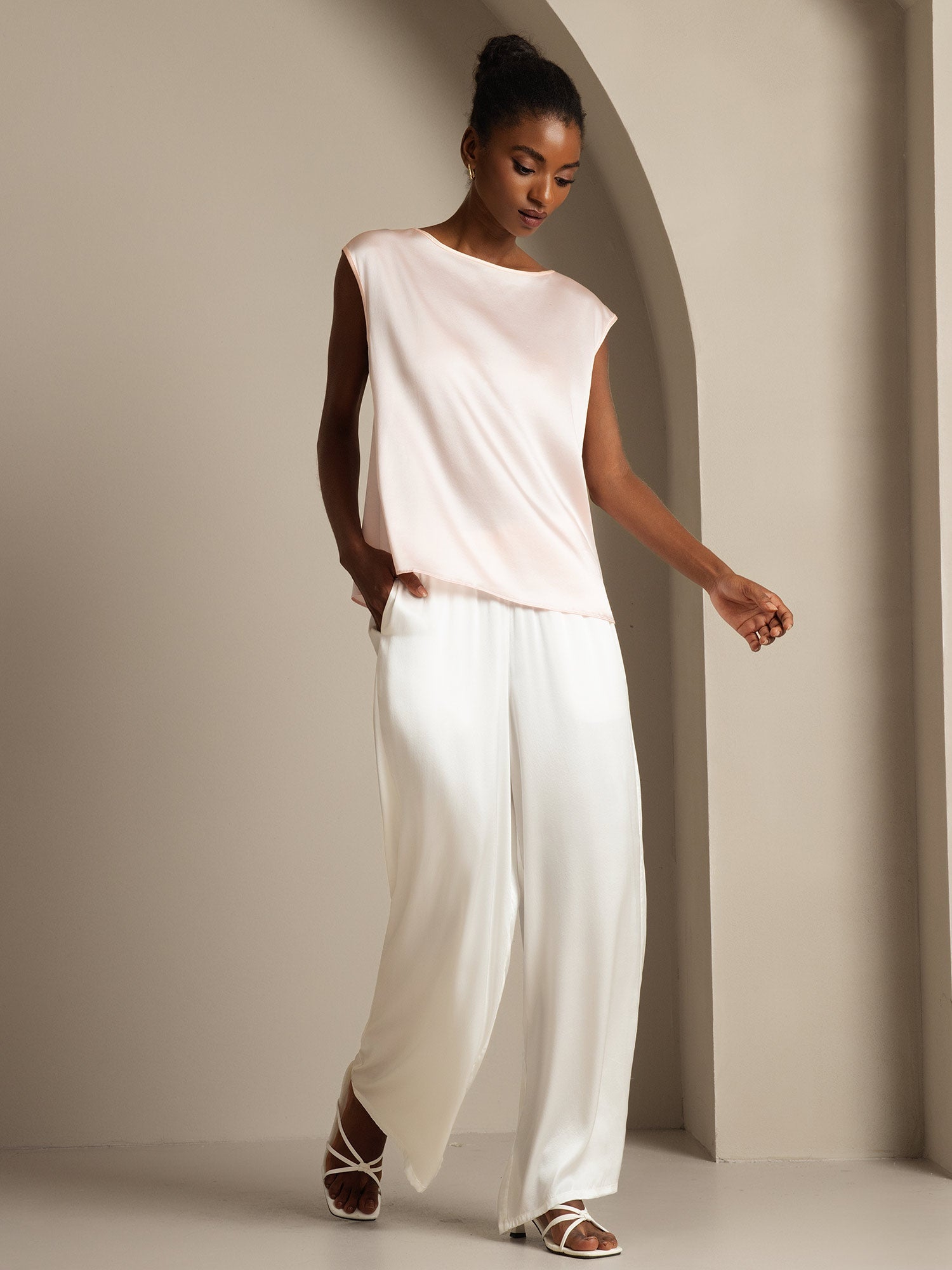 [Pink] SilkSilky-CA 19Momme Silk Round Neck Women's T-Shirt 004,