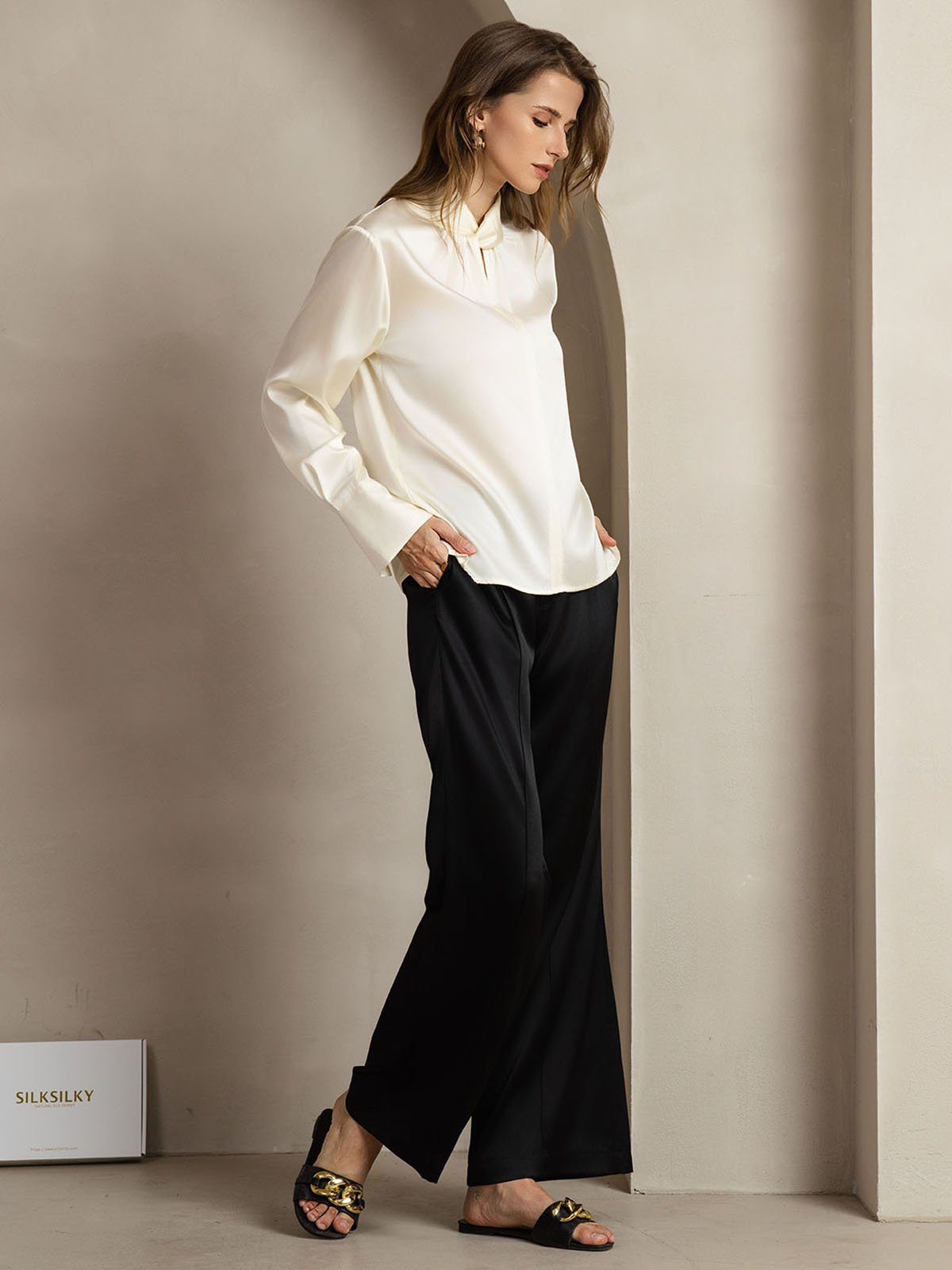 [Ivory] SilkSilky-CA 19Momme Silk Keyhole Neck Women's Shirt 011