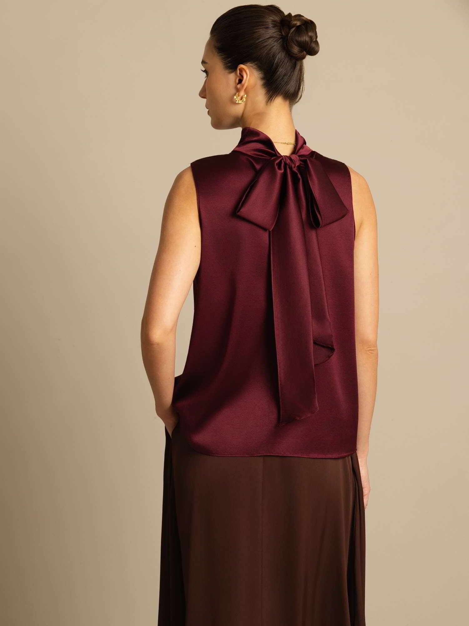 [Dark Red] SilkSilky-CA 19Momme Silk Sleeveless Tie Neck Blouse 002
