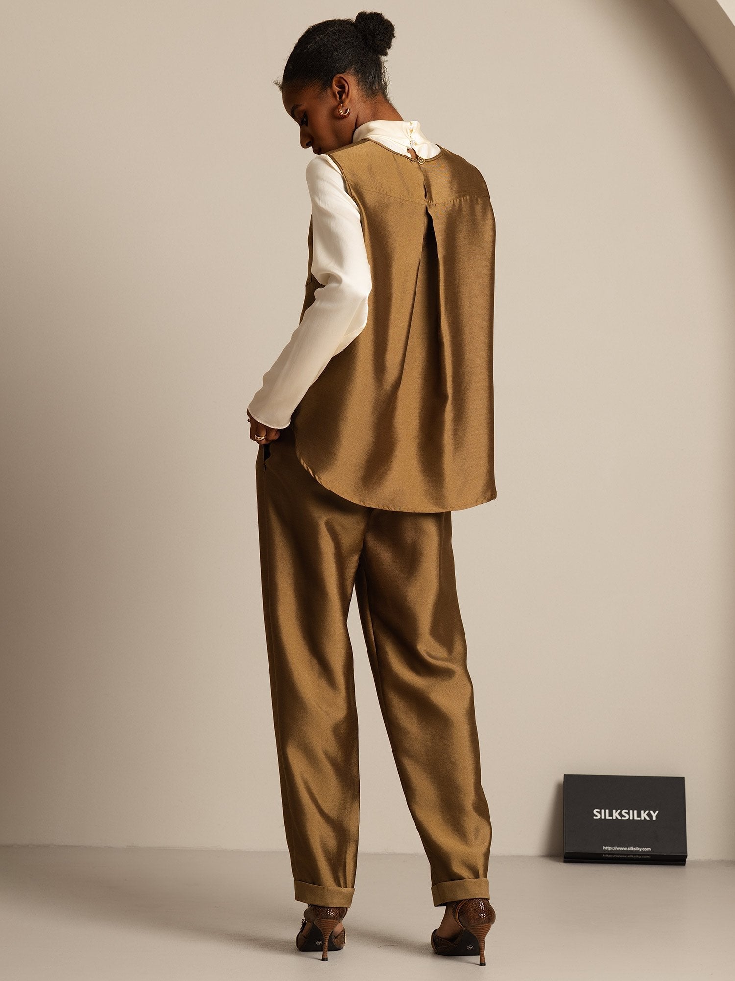 [Bronze] SilkSilky-CA 32Momme Silk-Wool Blend Womens Vest 007,