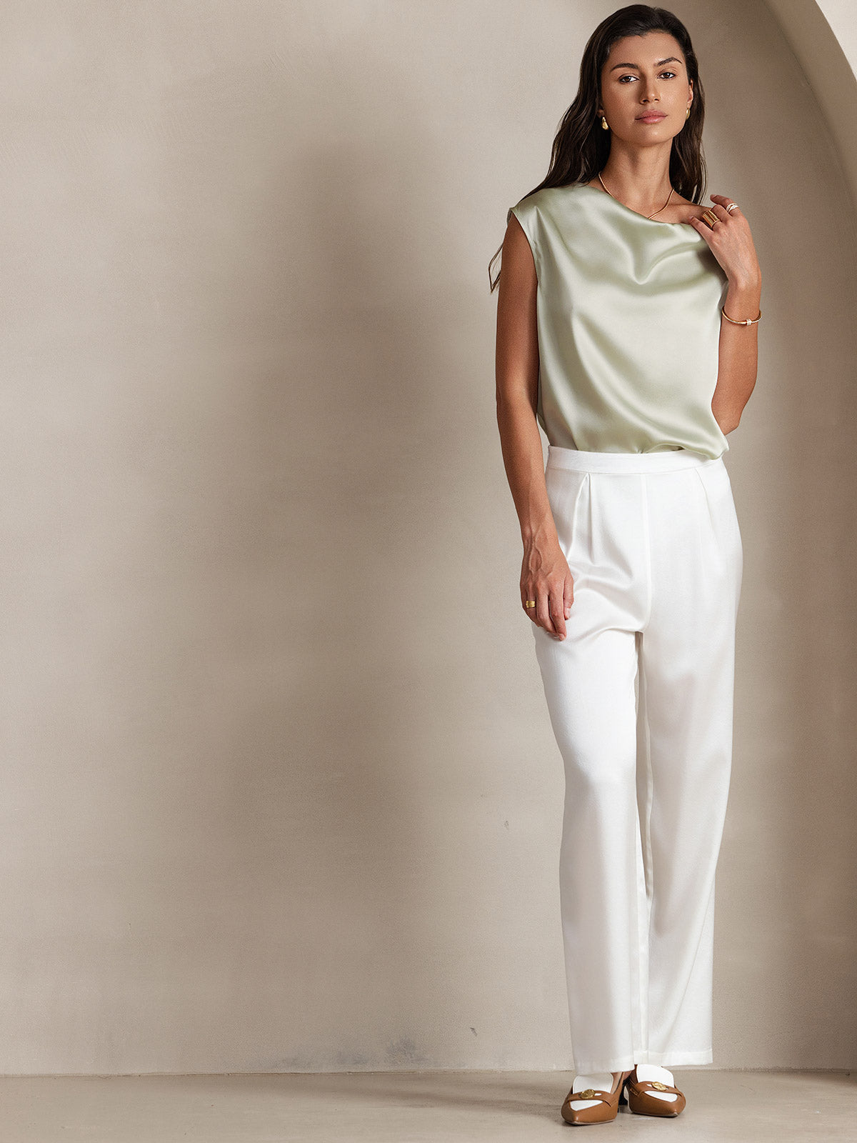 [Light Green] SilkSilky-CA 19Momme Silk Cowl Neck Women's T-Shirt 006