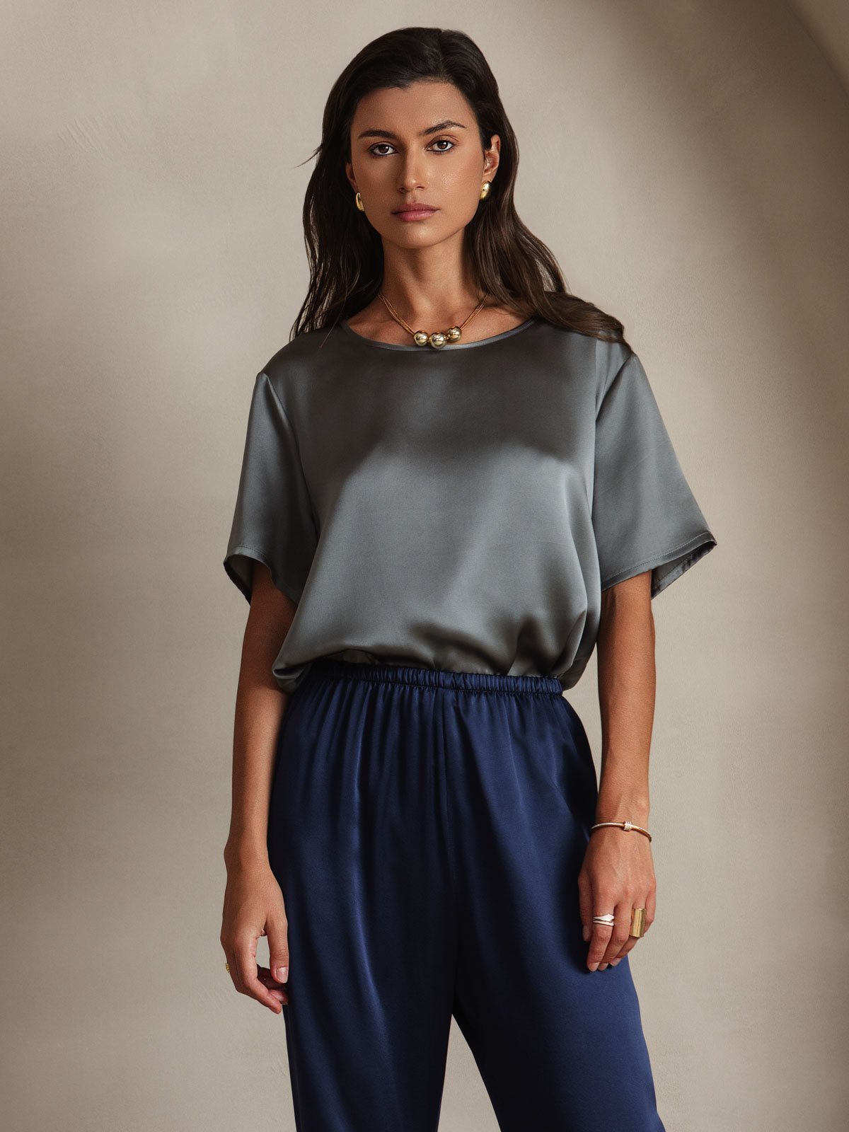 SilkSilky-CA Pure Silk Short Sleeve Round Neck Women's T-Shirt DarkGray 001