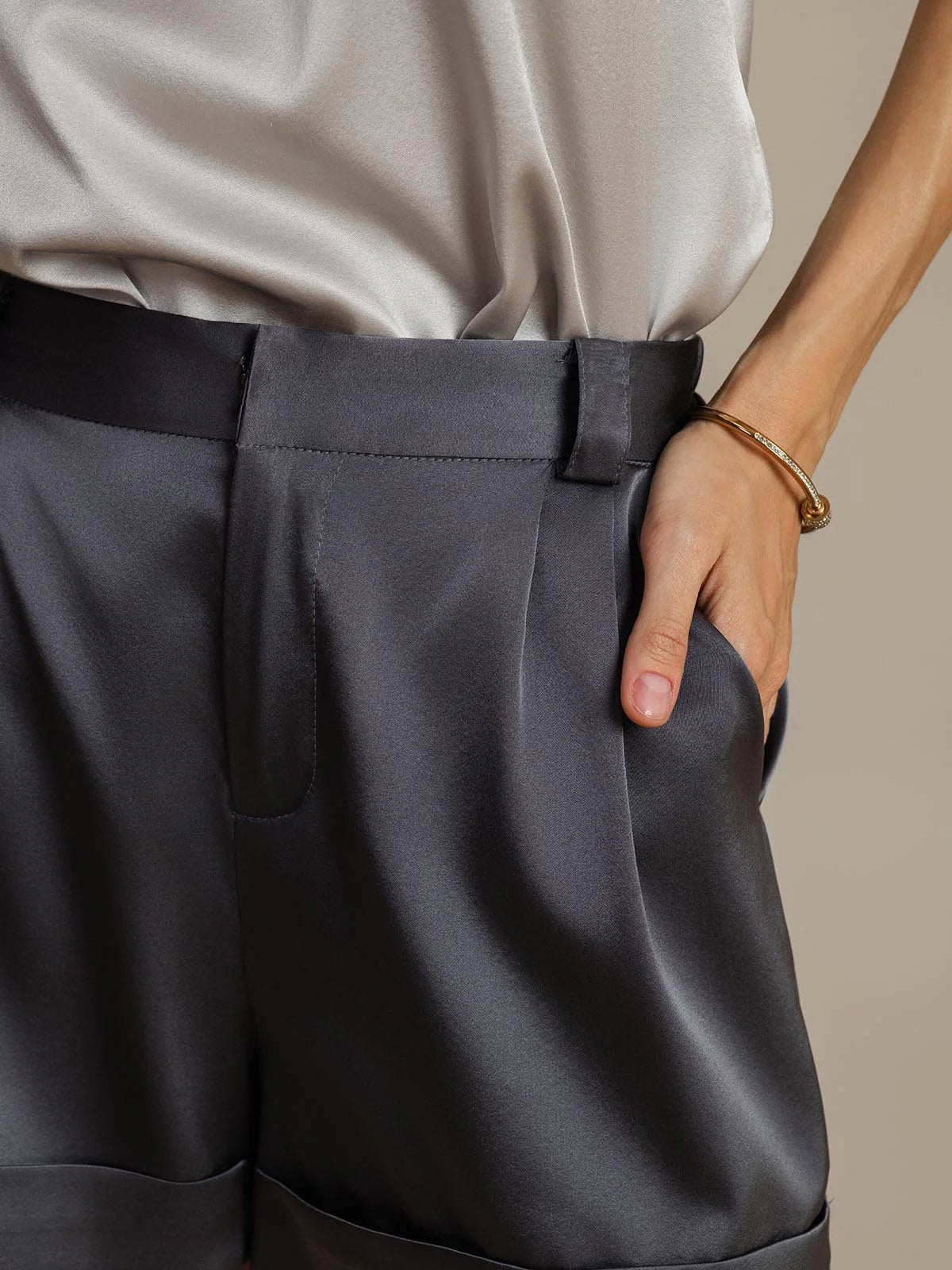 [Dark Gray] SilkSilky-CA 19Momme Silk Womens Shorts 004