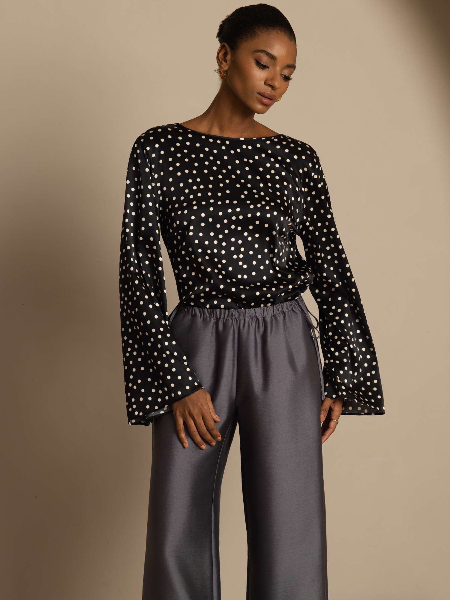 [Polka Dot] SilkSilky-CA 19Momme Silk Bell Sleeve Round Neck Blouse 007