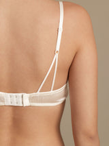 [White] SilkSilky-CA Bra 005