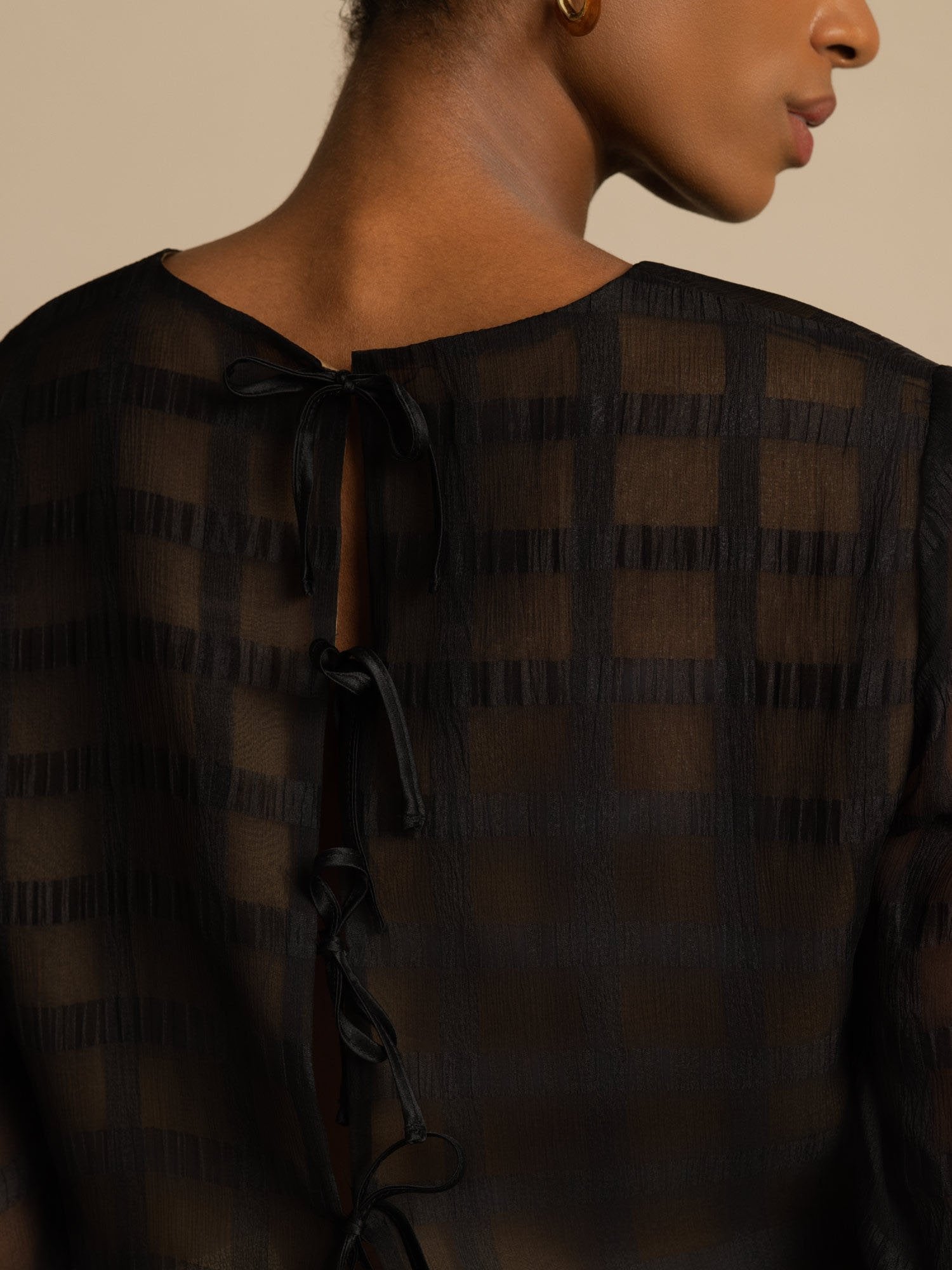 [Black] SilkSilky-CA Pure Silk Long Sleeve Round Neck Women''s Outfit Sets 004