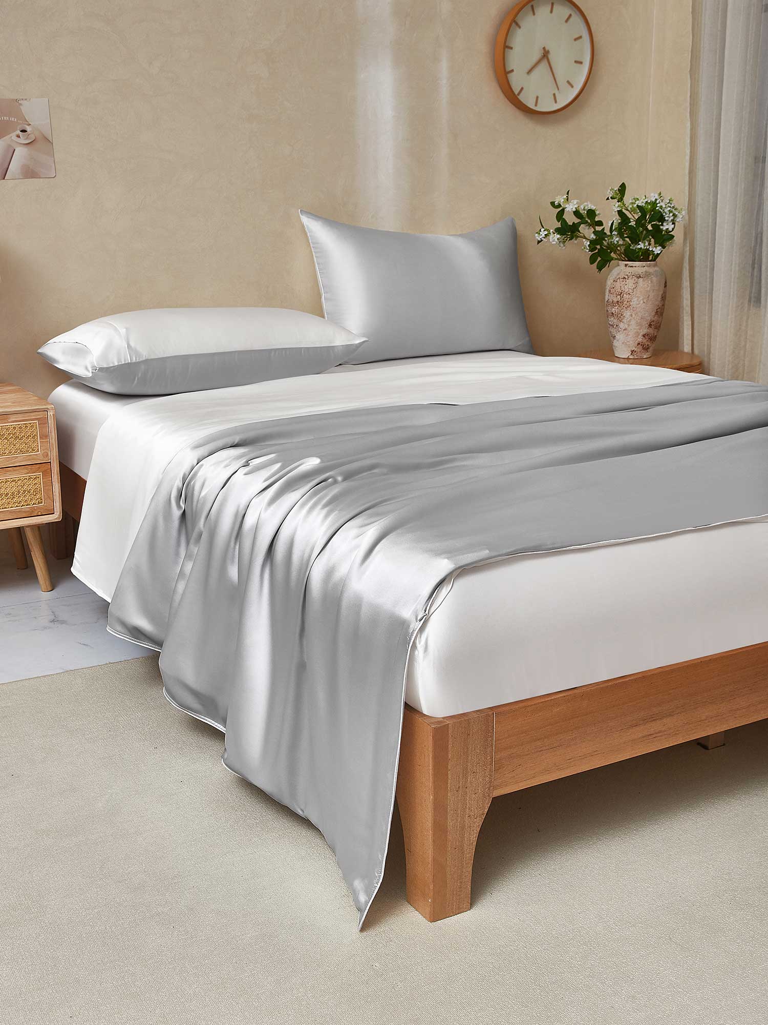 [LightGray+White] SilkSilky-CA 22Momme Pure Silk Bedding Set 003,