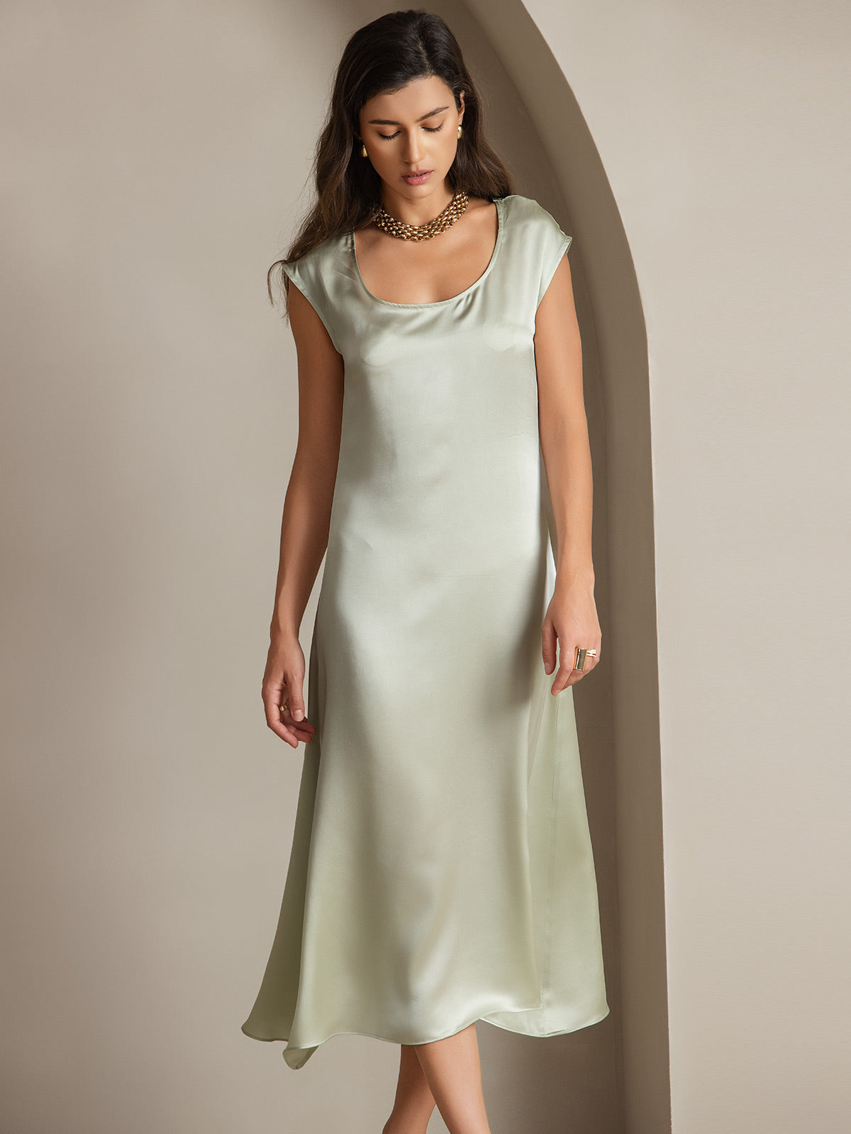 [Light Green] SilkSilky-CA 19Momme Silk Round Neck Dress 004