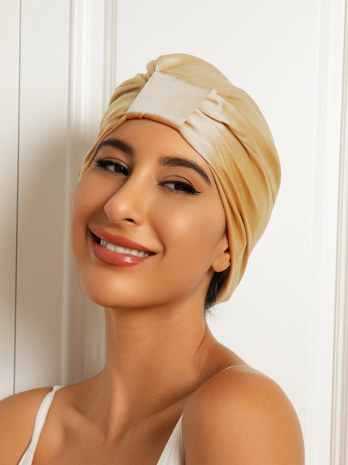 SilkSilky-CA Pure Silk Sleep Cap Champagne 001