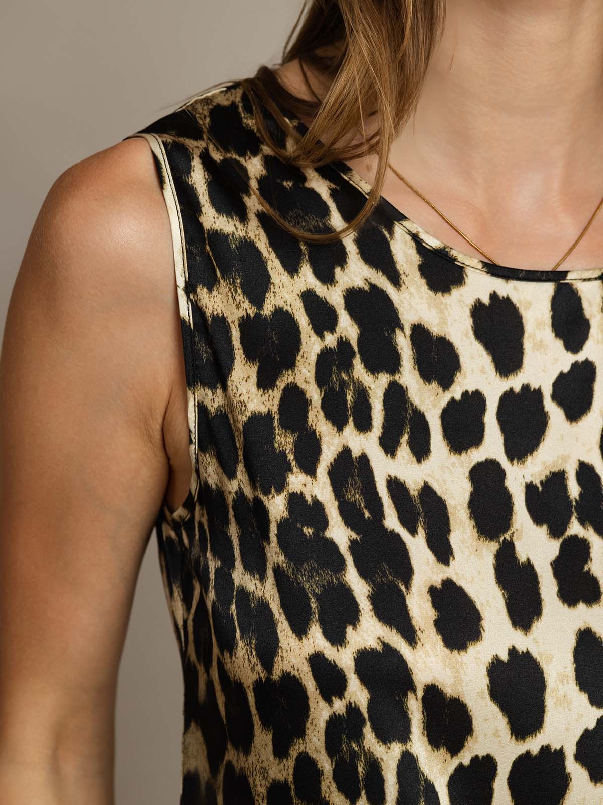 [Leopard] SilkSilky-CA 19Momme Silk Round Neck Camisole 004