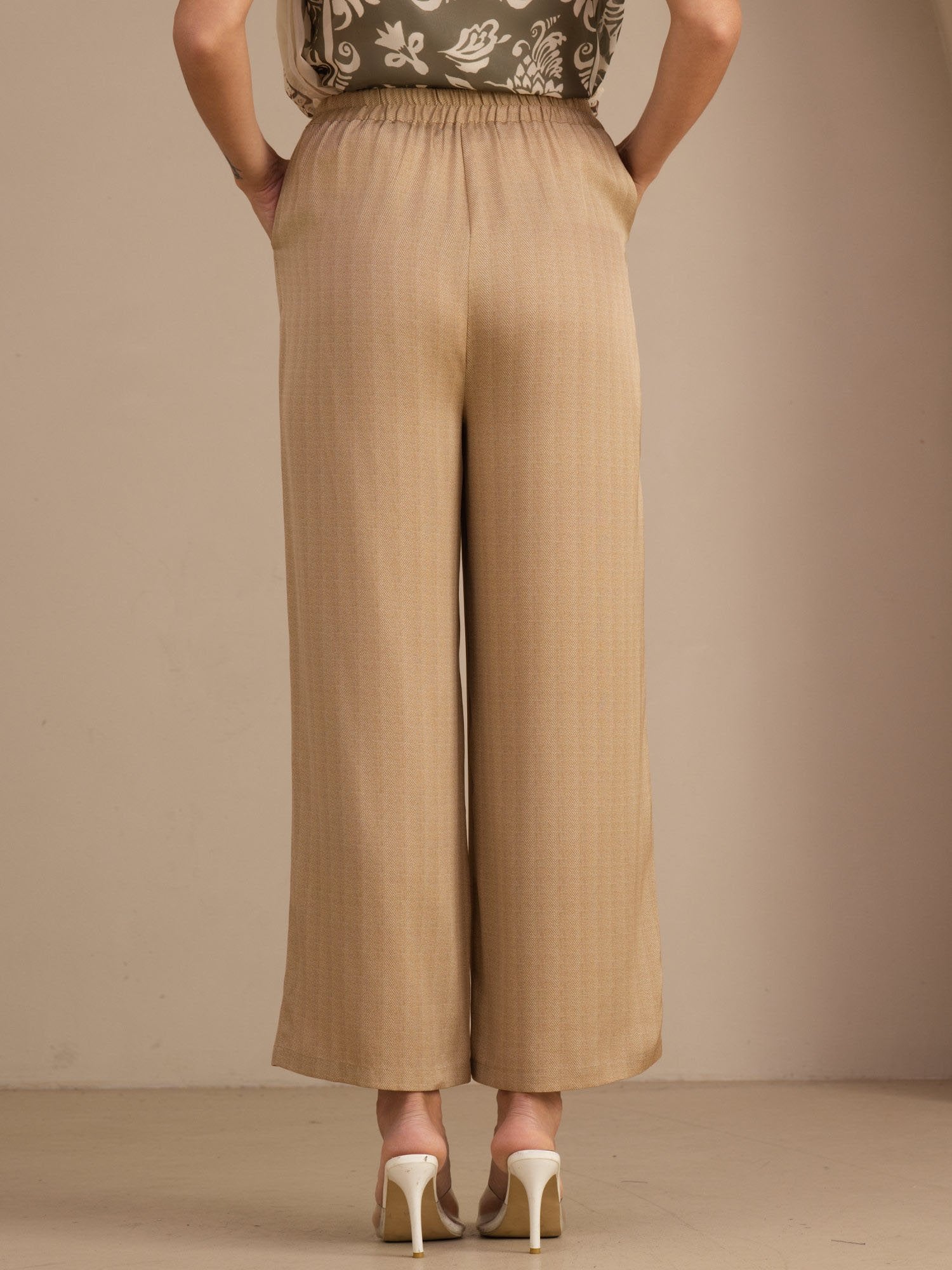 [Curry] SilkSilky-CA Womens Pants 002
