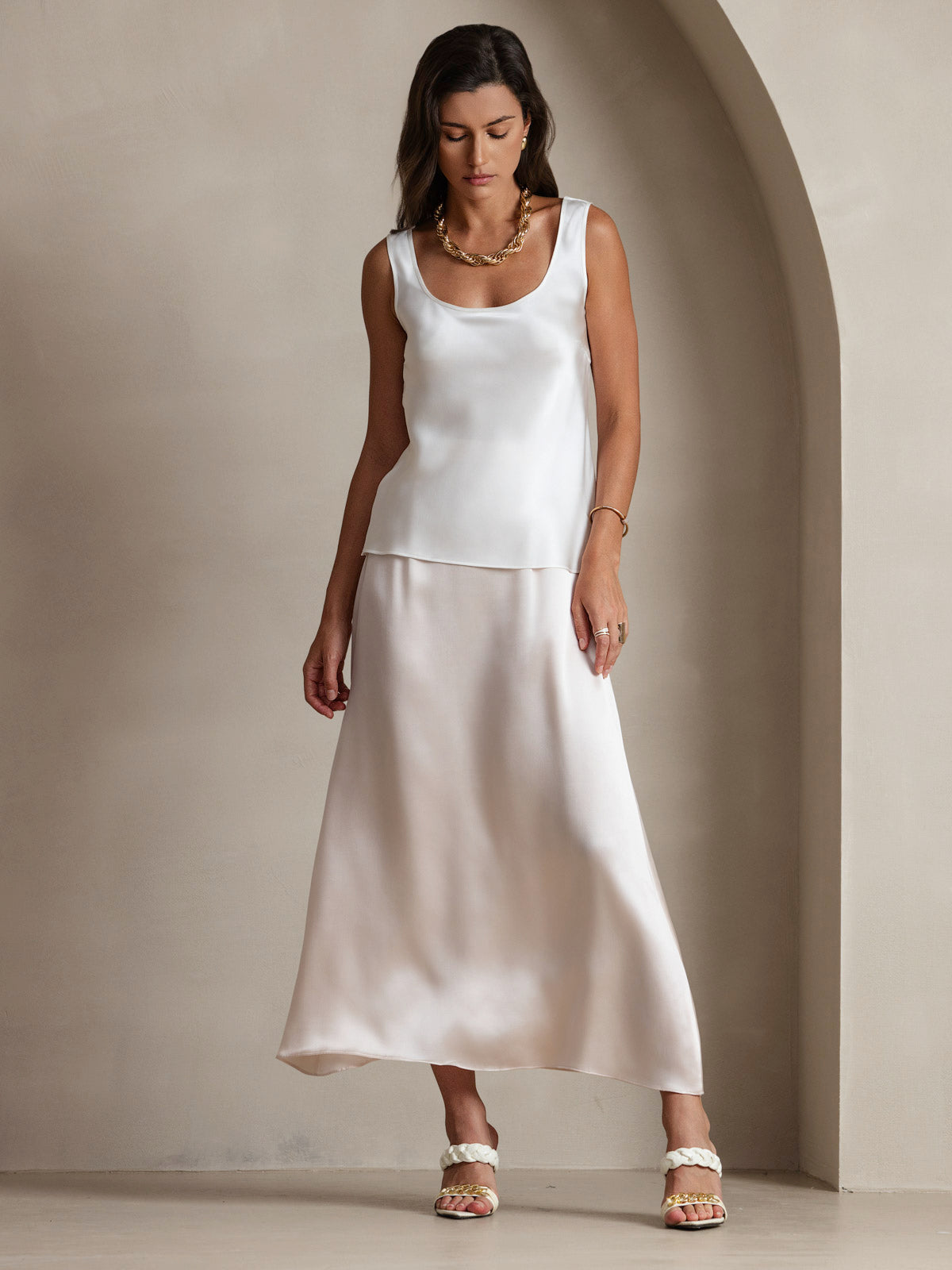 [White] SilkSilky-CA 19Momme Silk U Neck Camisole 006