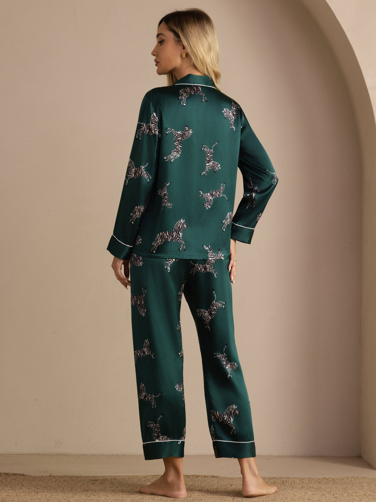 [Emerald Zebra] SilkSilky-CA Long Sleeve Lapel Collar Women's Pajamas 002