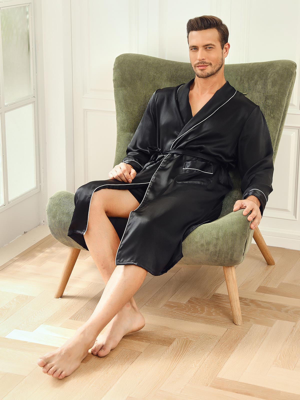 SilkSilky CA Pure Silk Long Sleeve Lapel Men's Robe Black 001