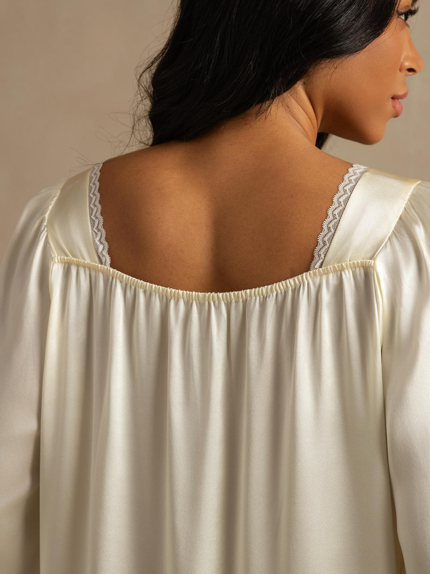 [White] SilkSilky-CA Pure Silk Square Neck Nightgown 005