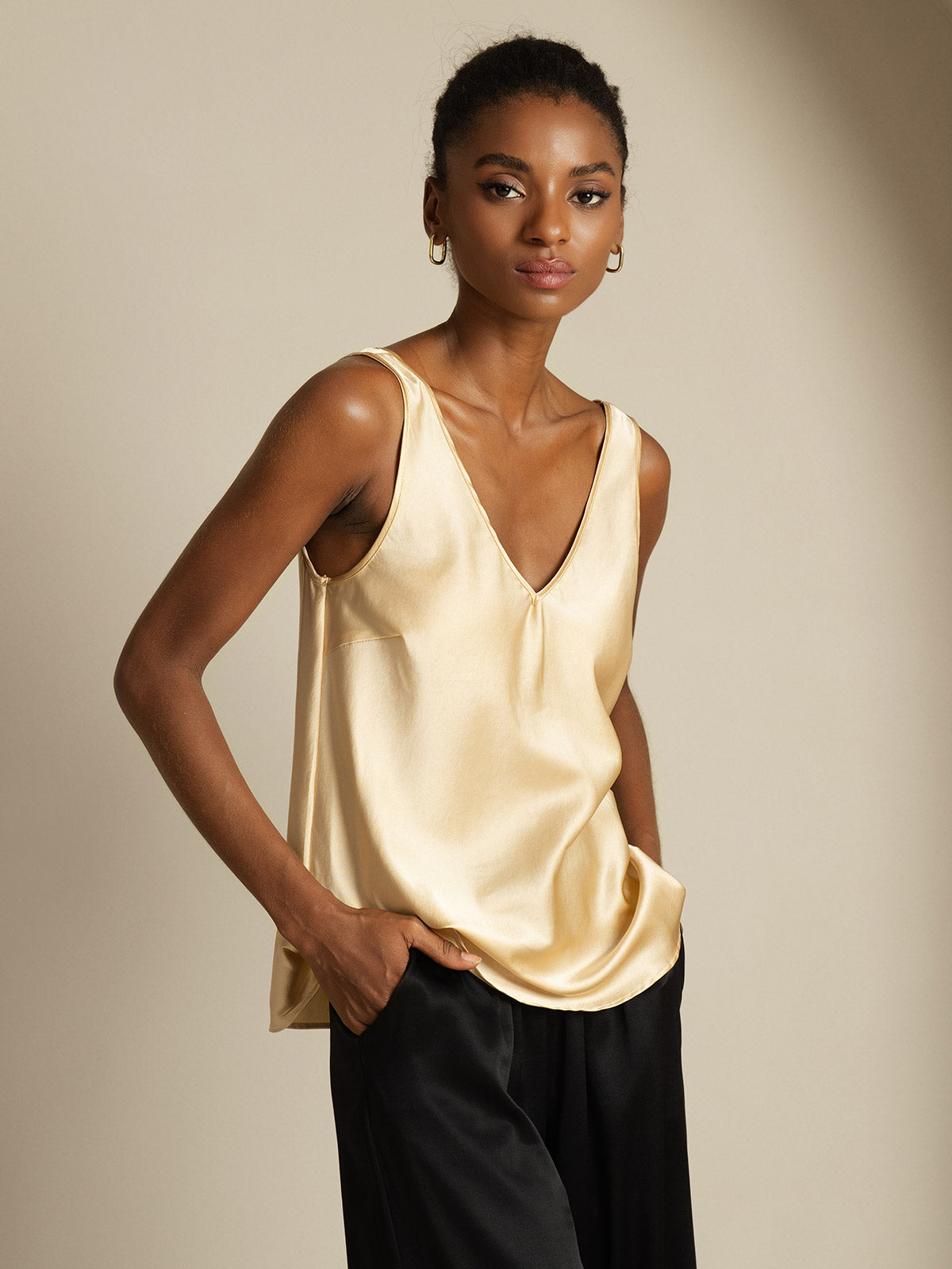 [Champagne] SilkSilky-CA 19Momme Silk V Neck Camisole 001