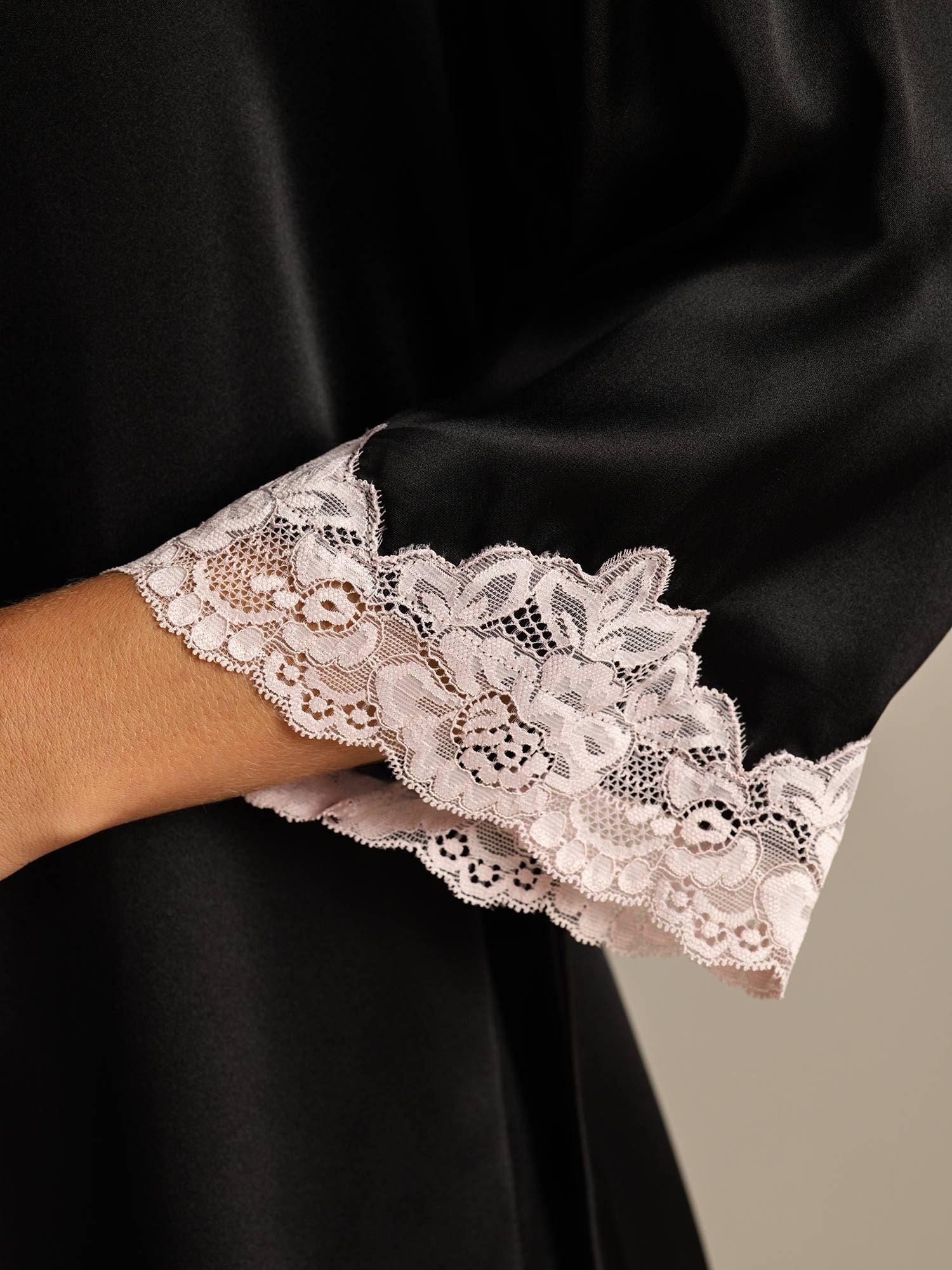 [Black] SilkSilky-CA Pure Silk Womens Robe 004