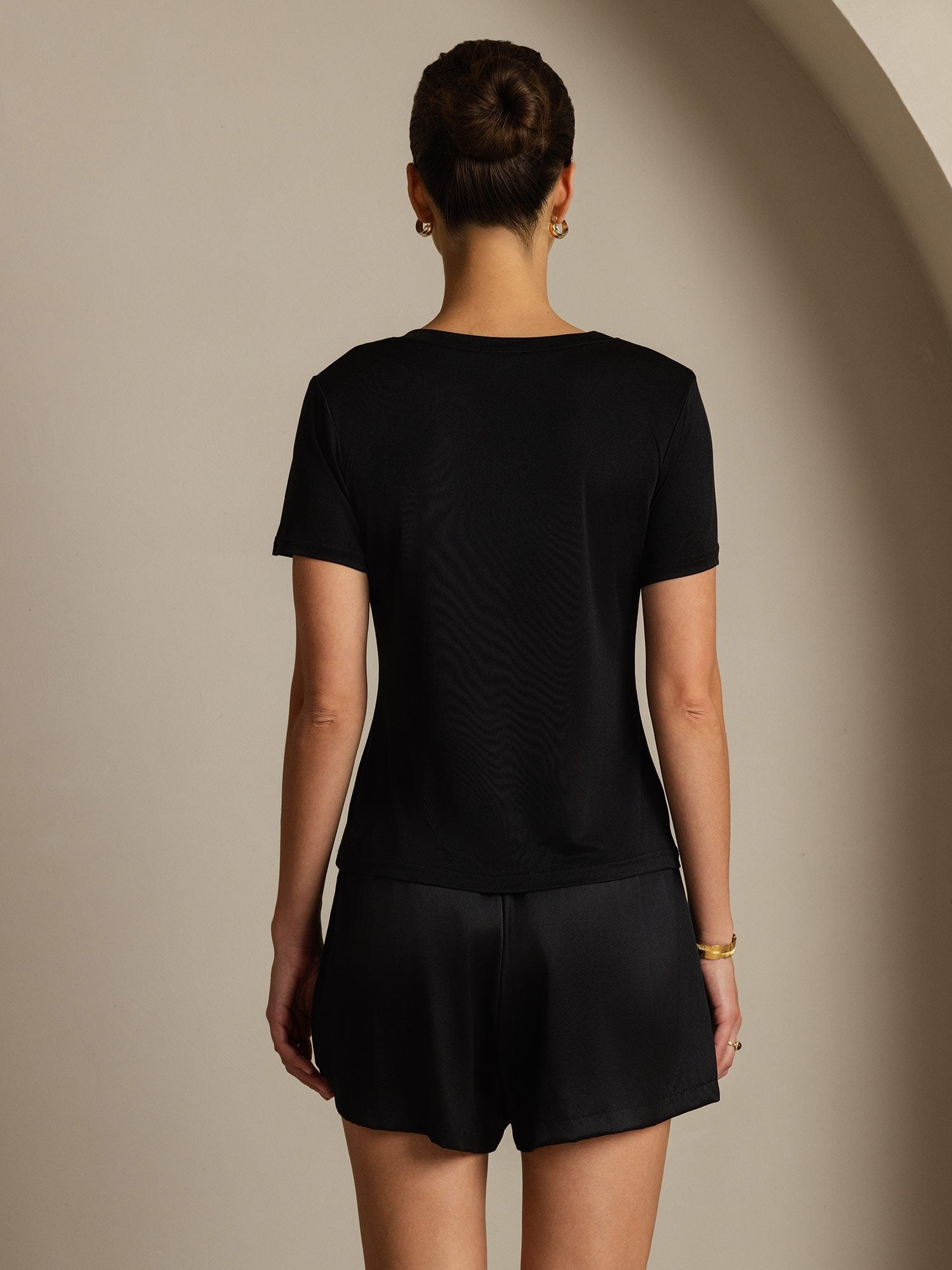 [Black] SilkSilky-CA Pure Silk V Neck Women's T-Shirt 002